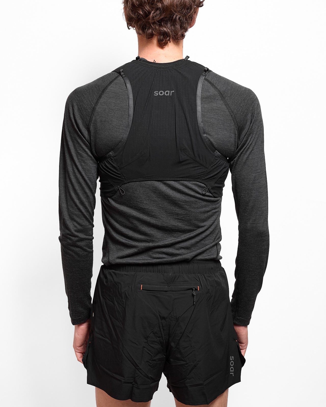 Trail Race Pack in Black