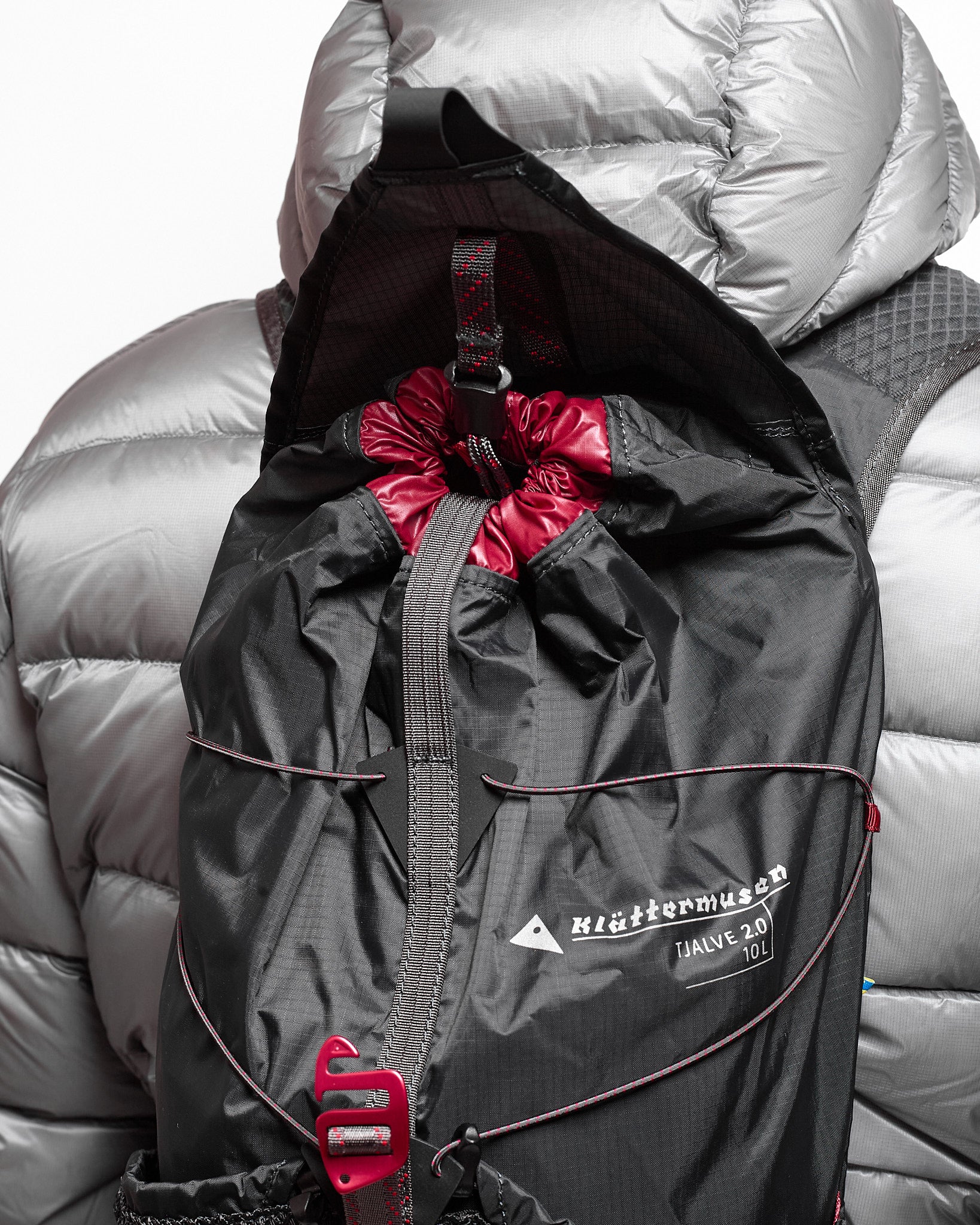 Tjalve 2.0 Backpack 10L in Raven ~ Windthrow