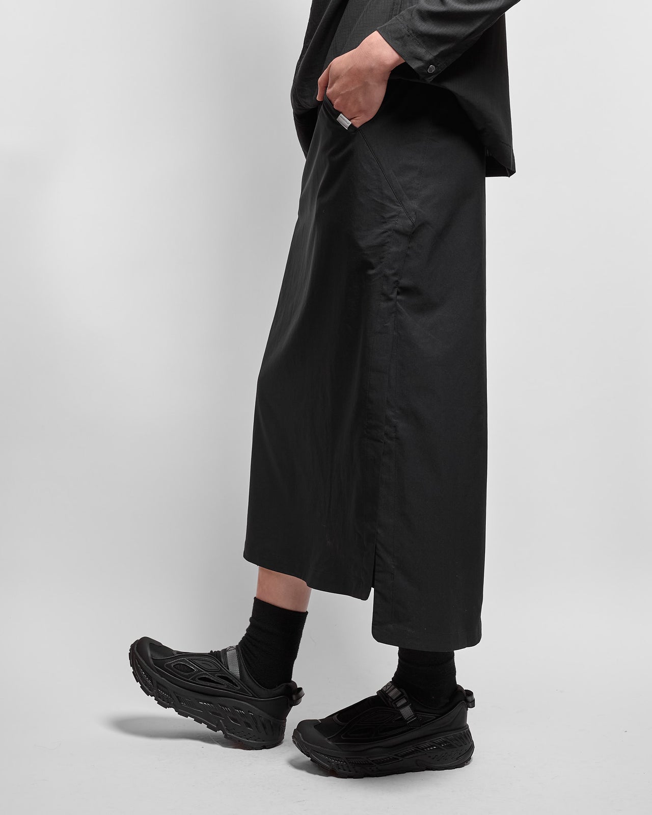 W's Walkabout Skirt in True Black