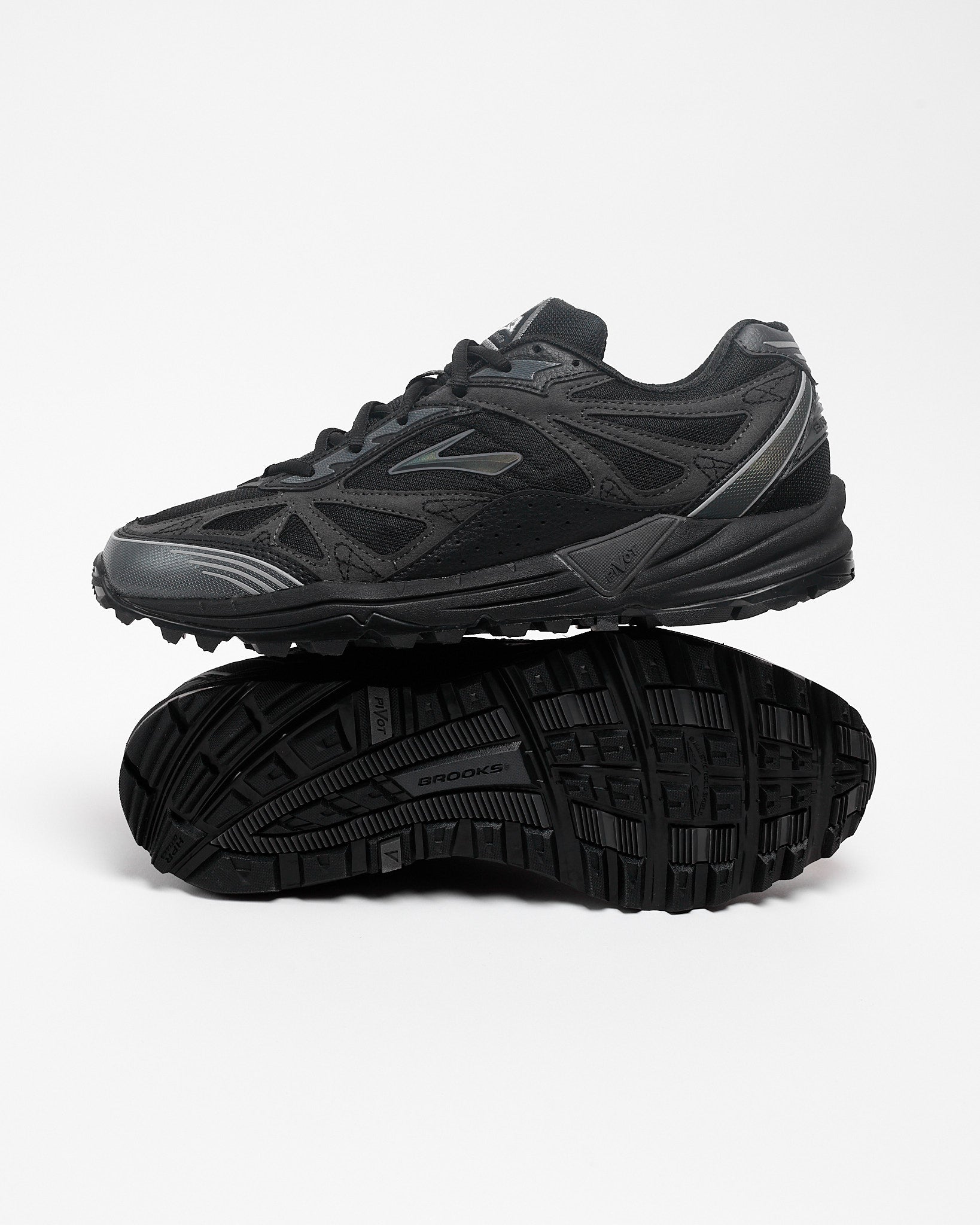カメックス Cascadia 1 in Black/Chameleon ~ Windthrow
