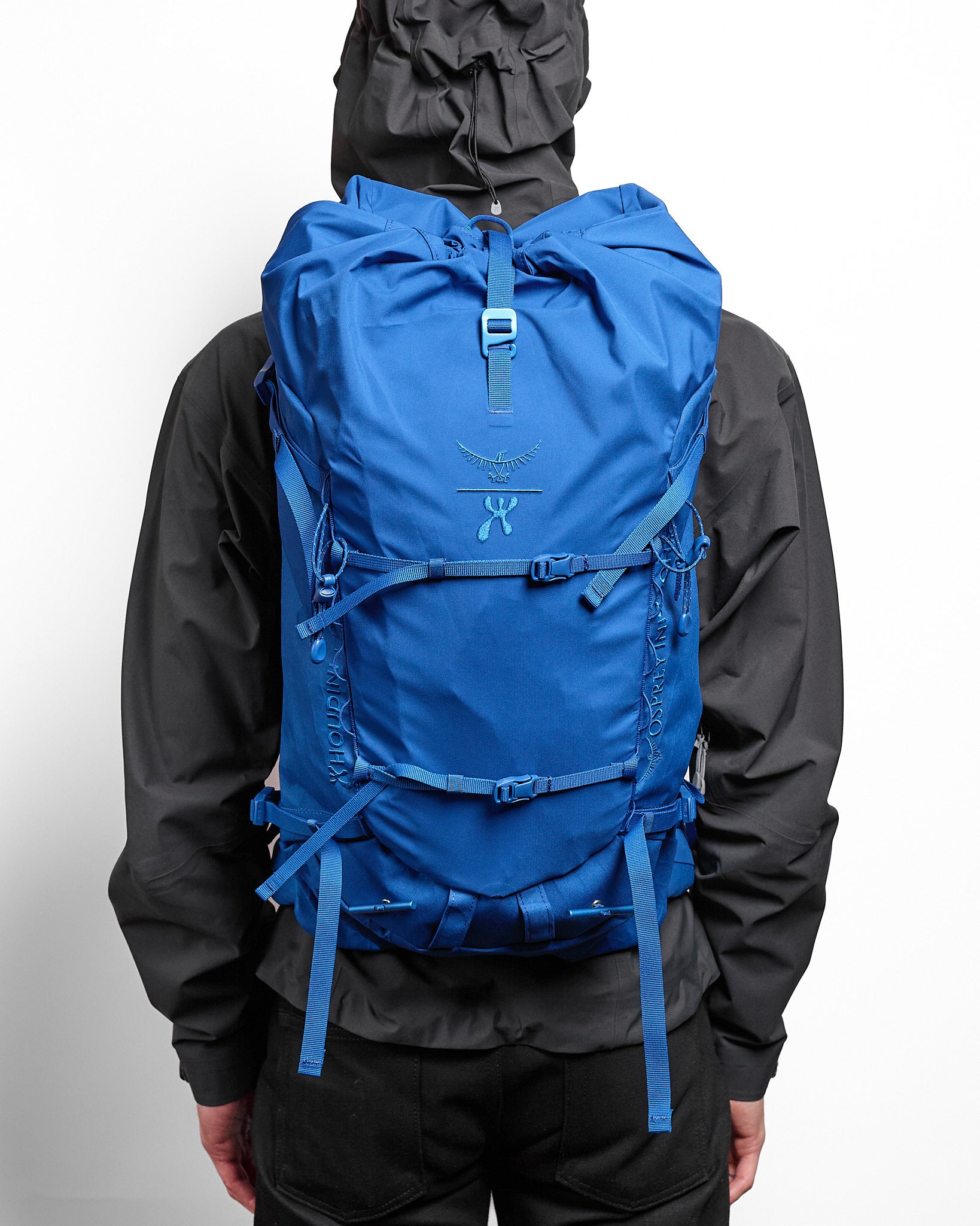 Osprey x Houdini Allt 30L Pack in Tribe Blue Osprey x Houdini Allt 30L Pack in Tribe Blue