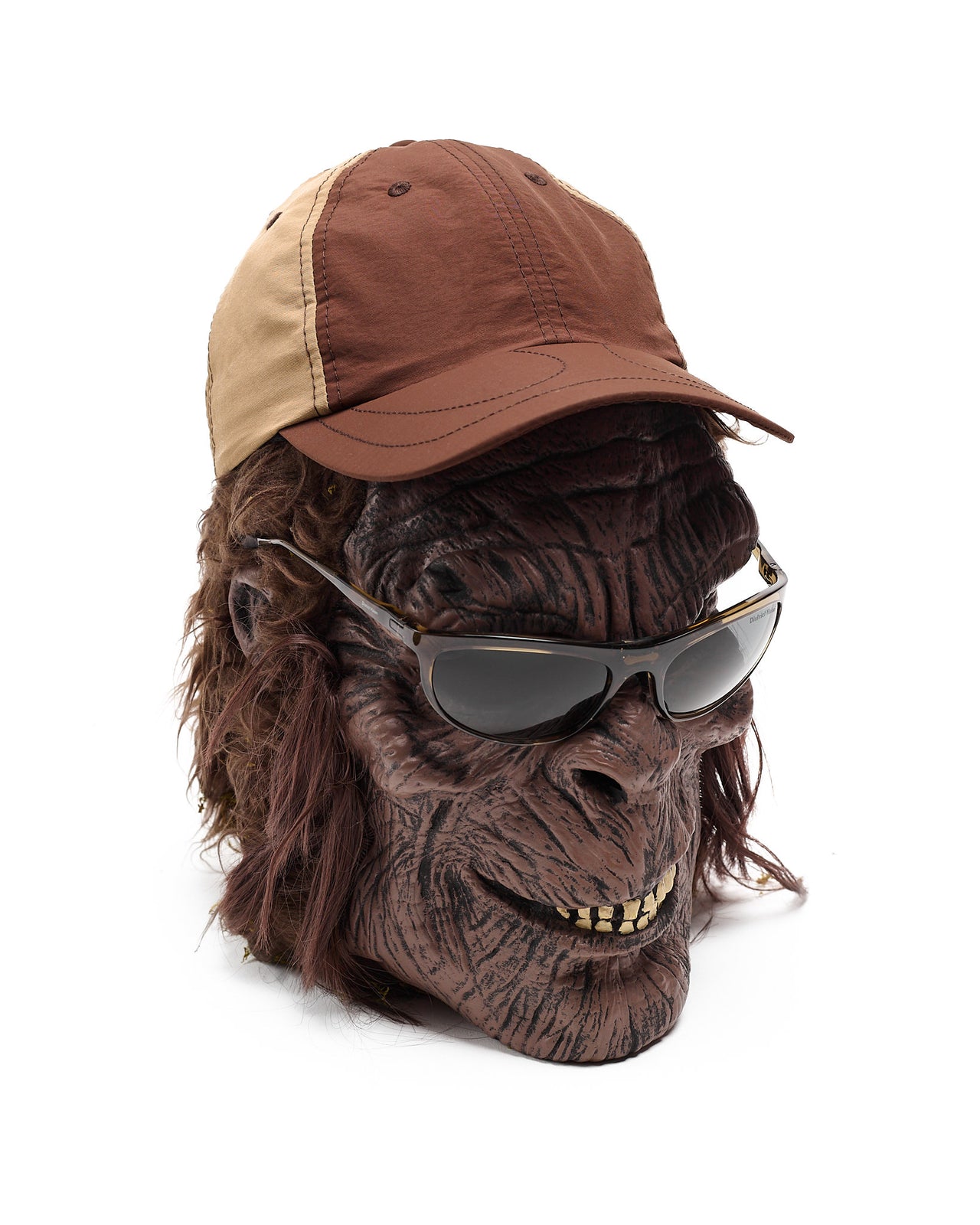 Horseshoe 6 Panel Nylon Cap in Wheat Brown
