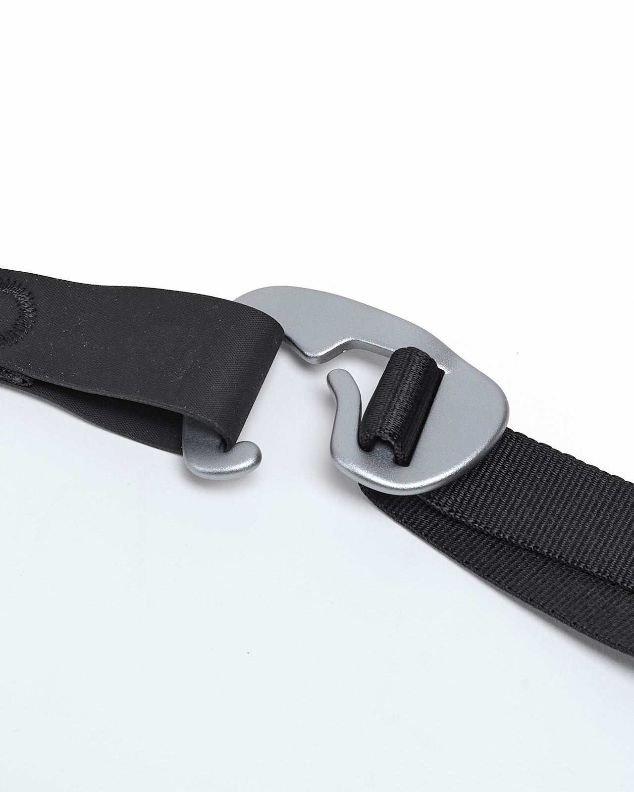 G-Buckle Belt in Black