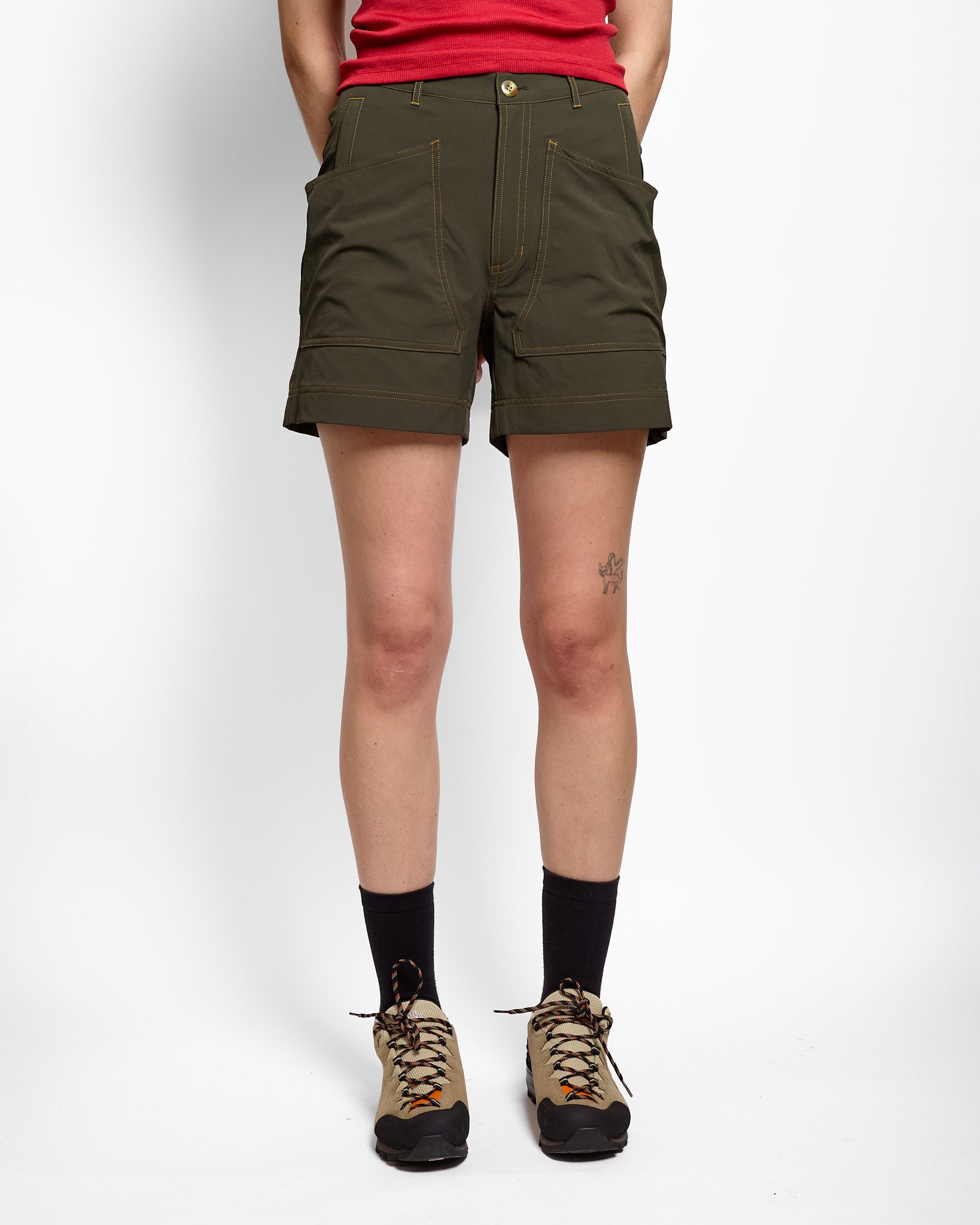 8 Pocket Shorts 02 in Phyllis ~ Windthrow