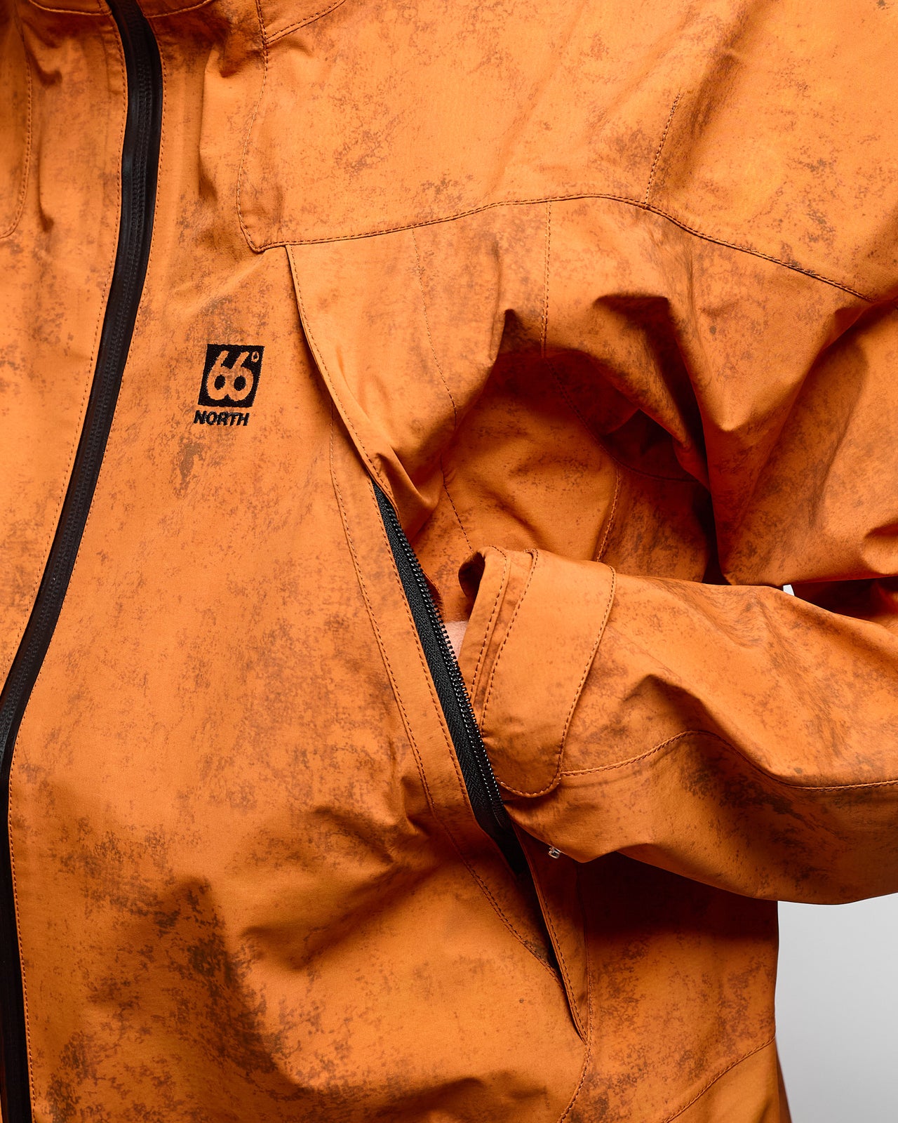 Dyngja Shell Jacket in Fisherman Print