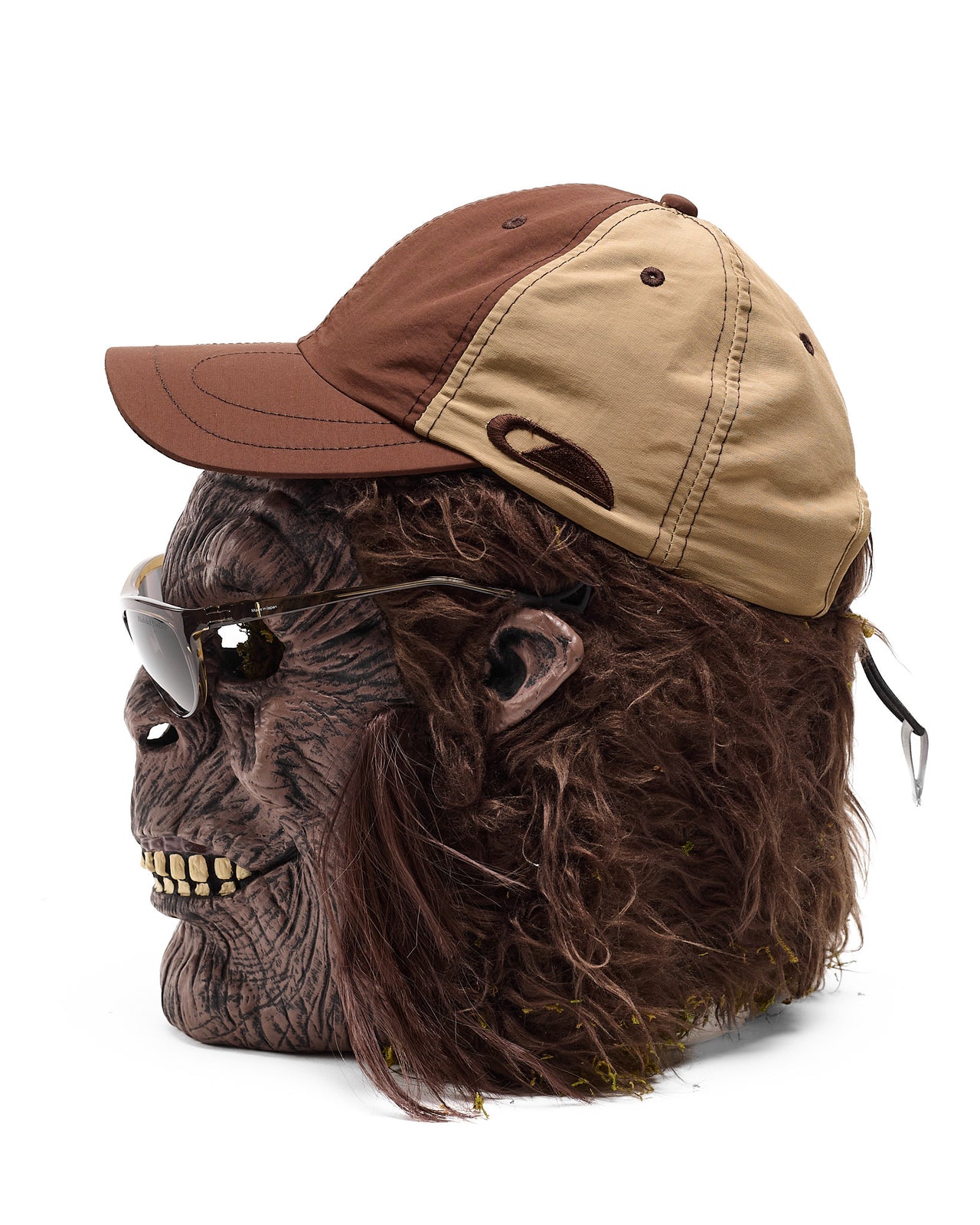Horseshoe 6 Panel Nylon Cap in Wheat Brown