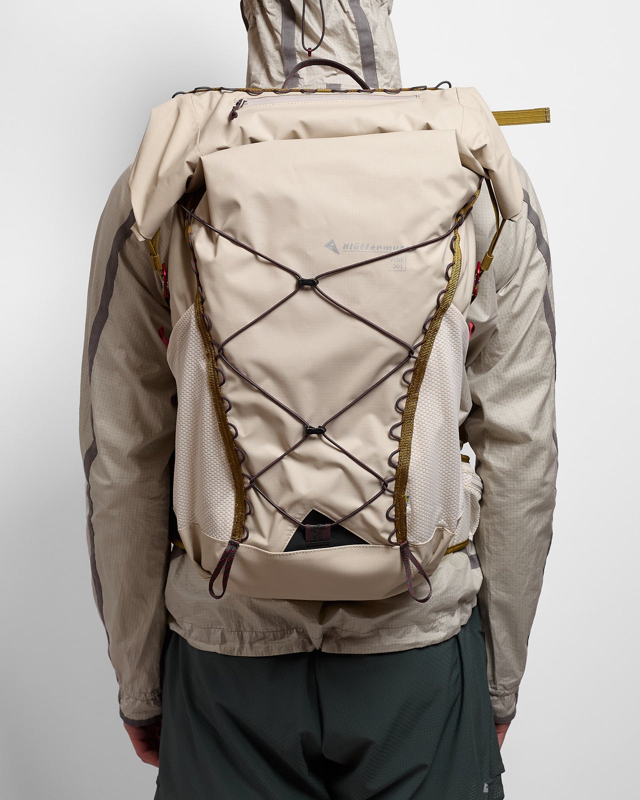Vide Backpack 30L in Silver Creme
