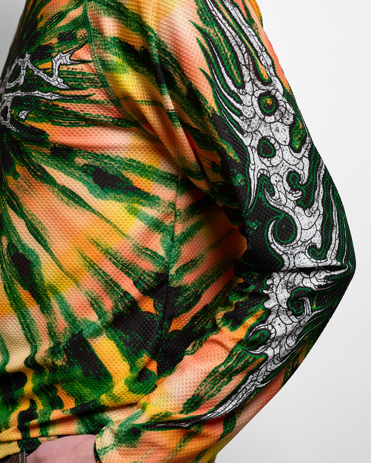 Scarful Xformance Longsleeve Shirt in Grateful Dye