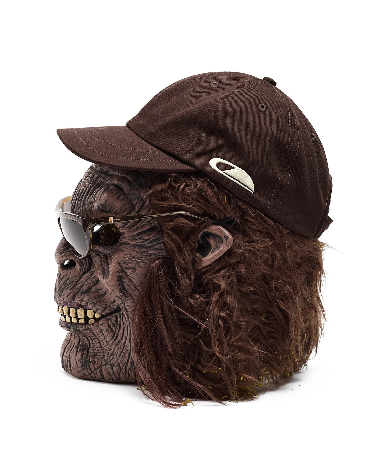 Horse Shoe 6 Panel Cap in Brown Cotton