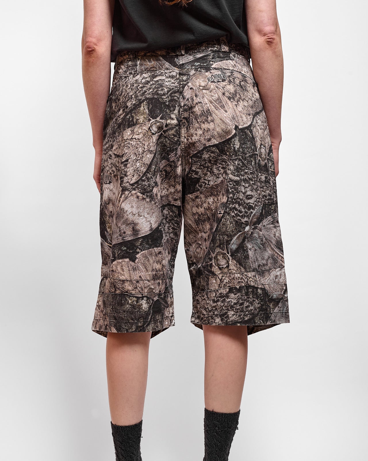 SIERA Moth Print 3/4 Pant in Brown
