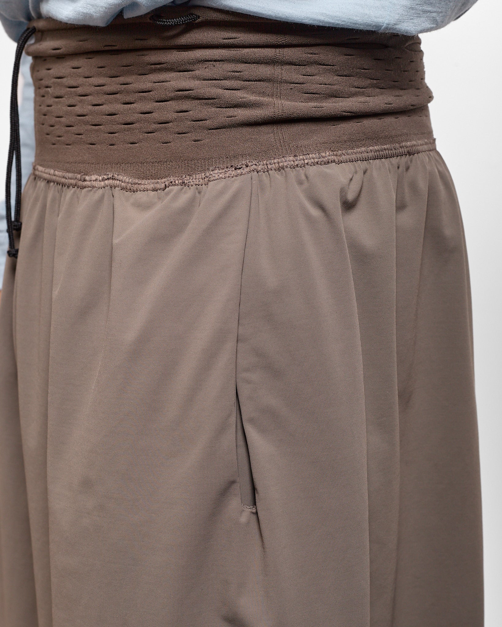 Warp Short Long in Bungee Cord ~ Windthrow