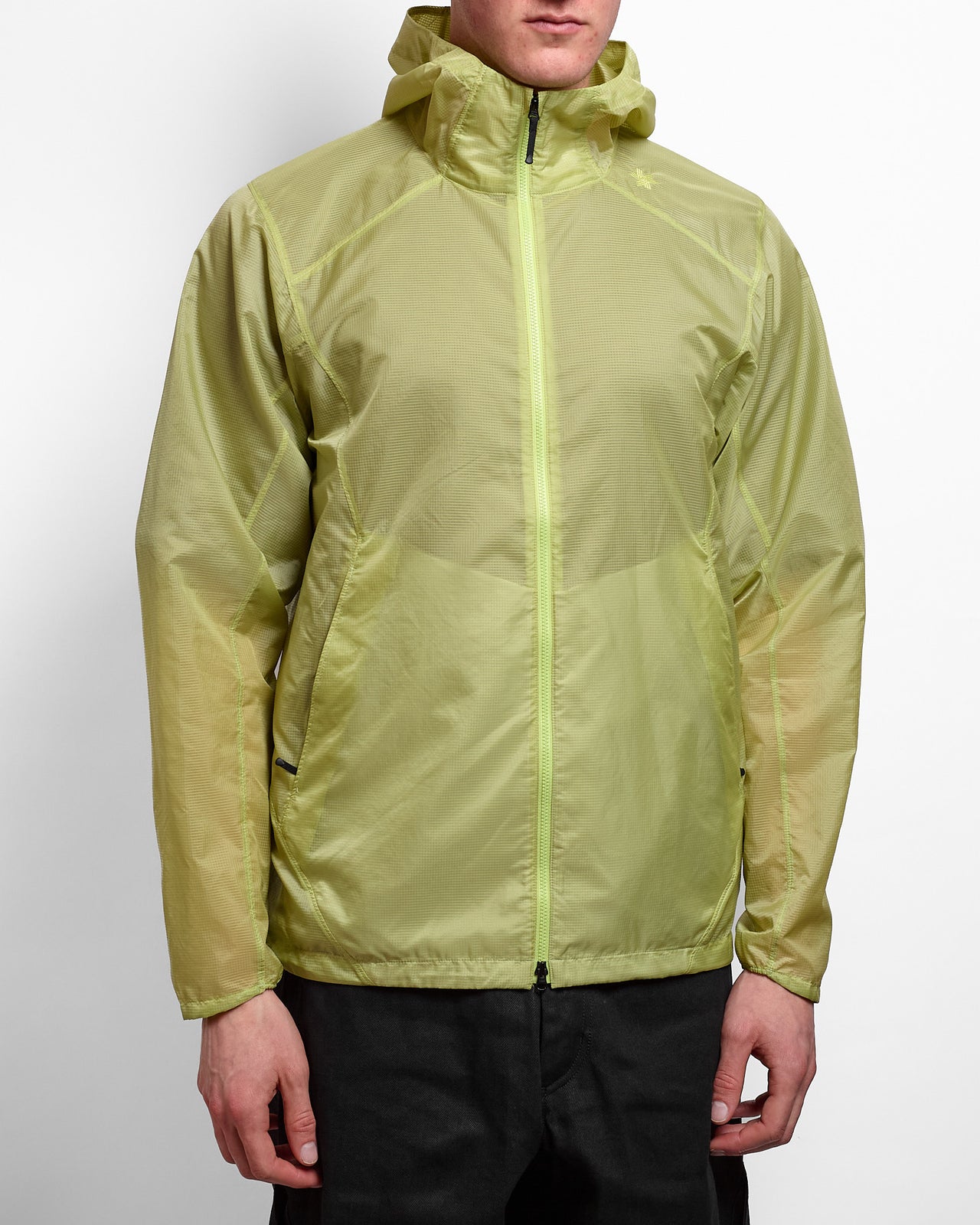 Airly Shell Packable Wind Jacket in Usuyanagi