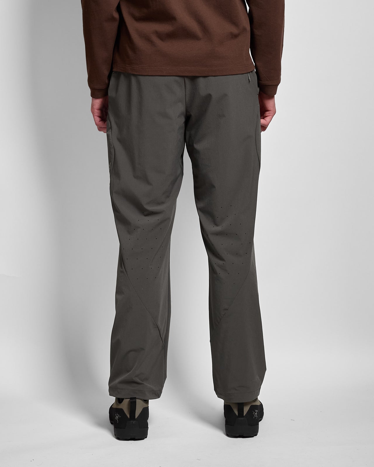 Acre Light Pant in Beluga