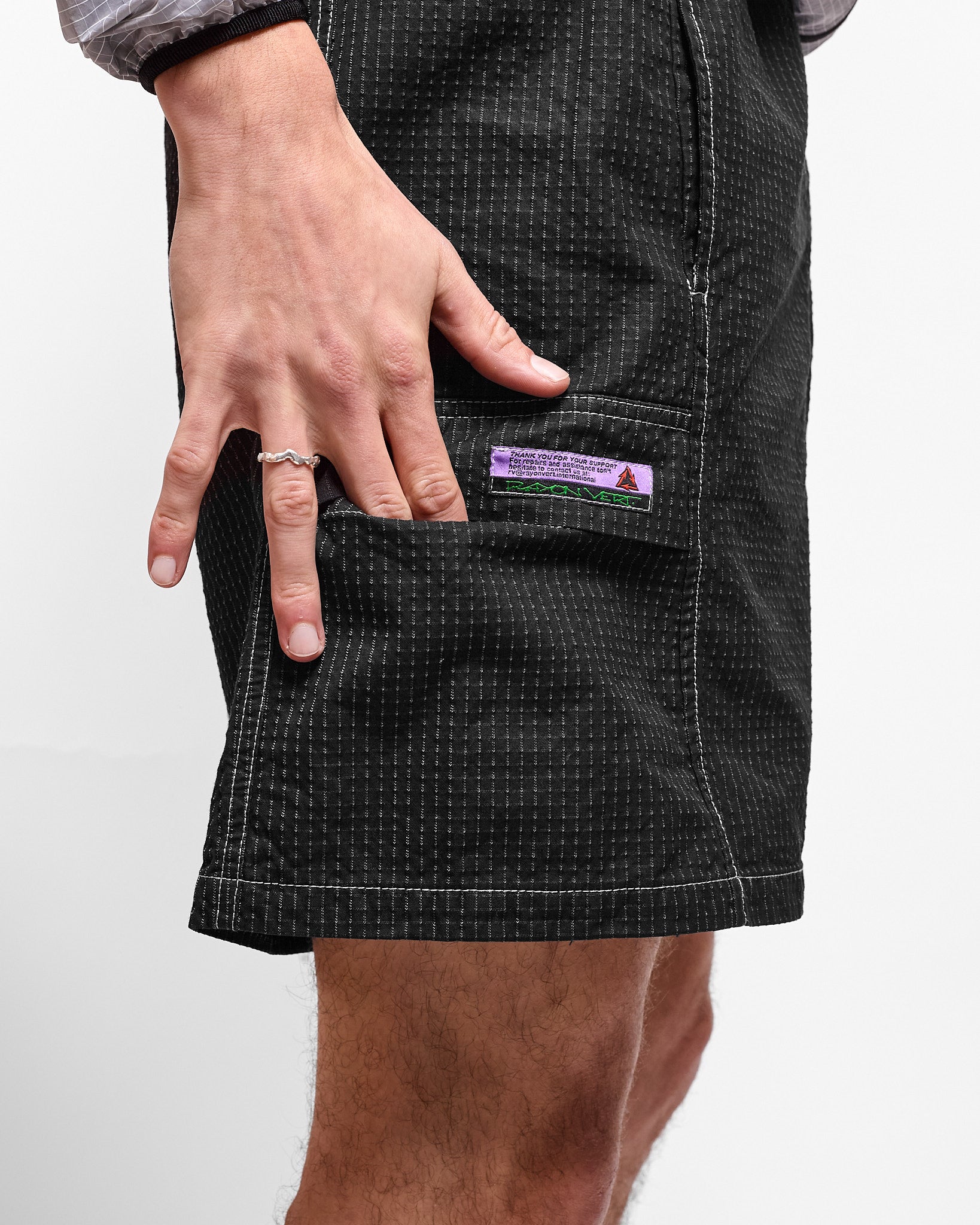Furio Shorts in Grave Black ~ Windthrow