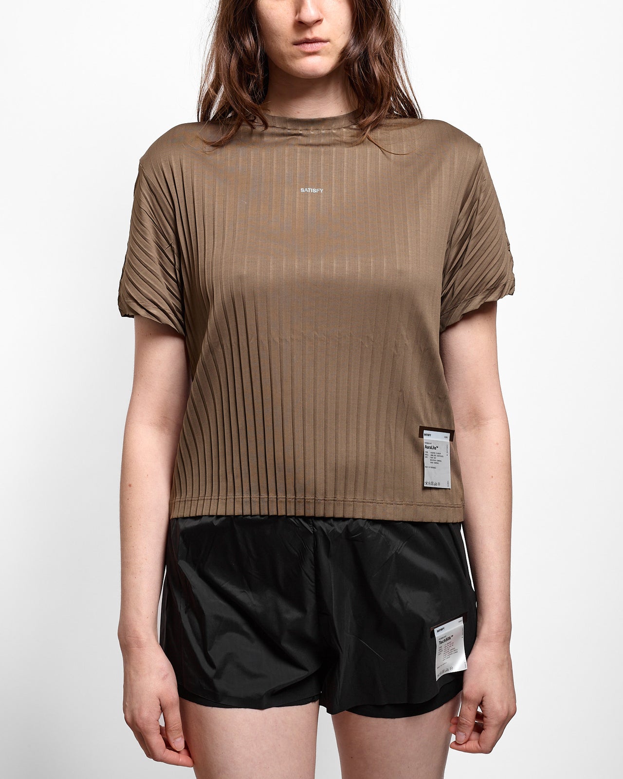 W's AuraLite™ Pleated T-Shirt in Olive