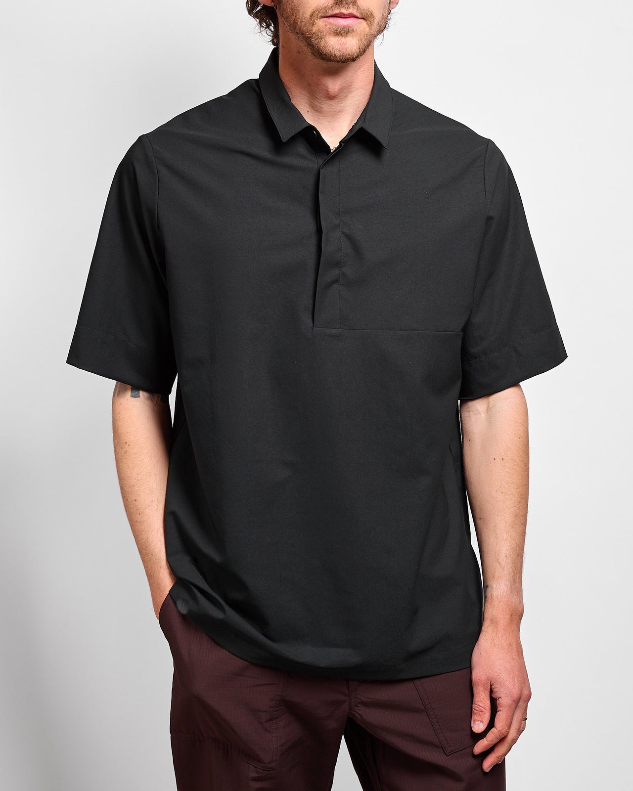 Cosmo Shirt in True Black