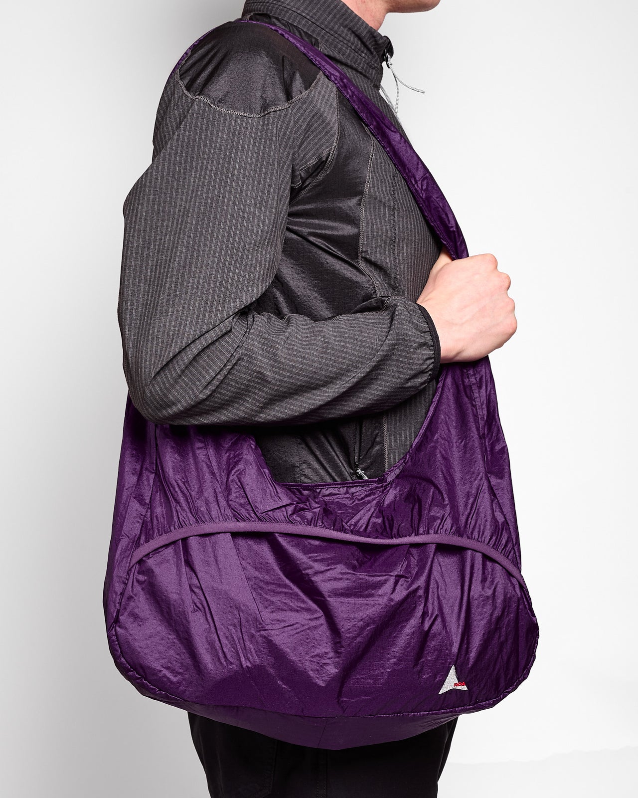 LAKI Packable Knot Bag in Purple