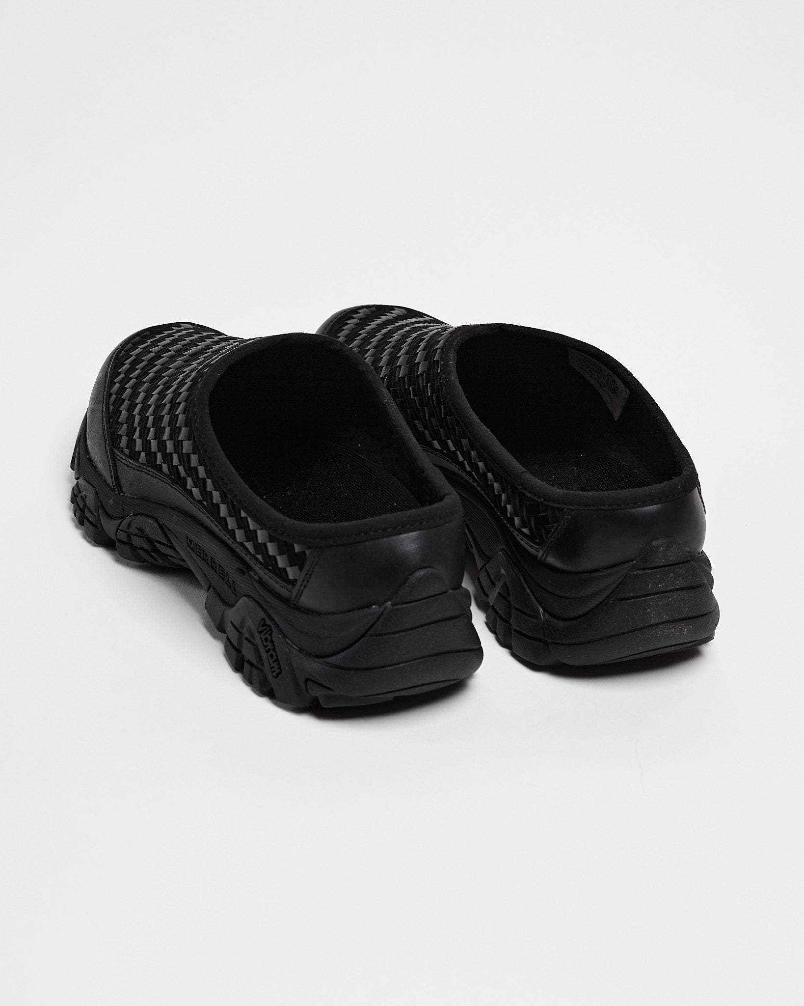 Moab 2 Slide Leather Woven 1TRL in Black ~ Windthrow