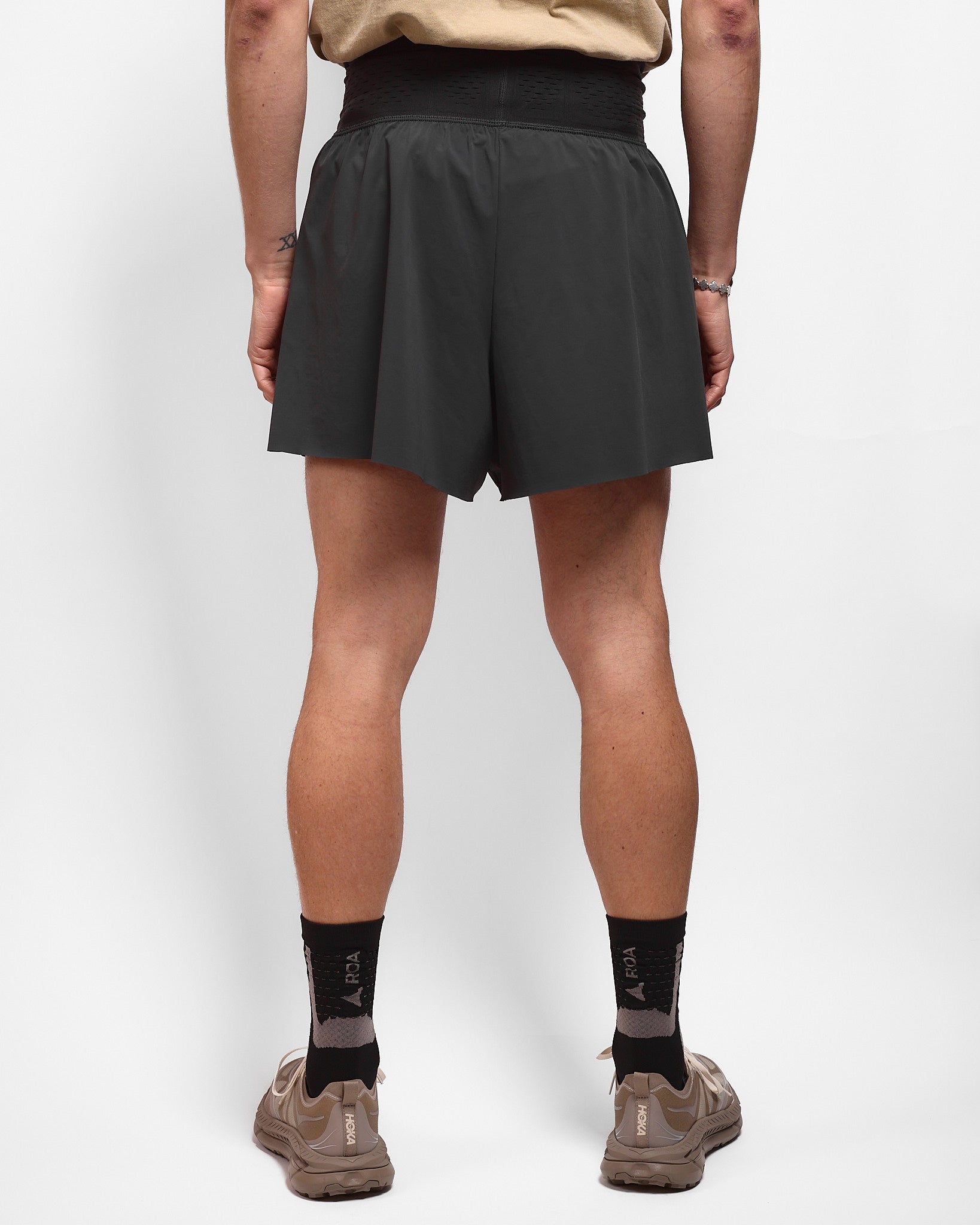 Warp Short Short in Anthracite ~ Windthrow