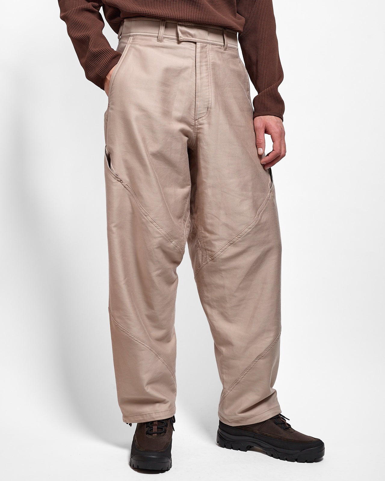 Cotton Silk Blend Helicoid Wide Pants in Grayish Beige