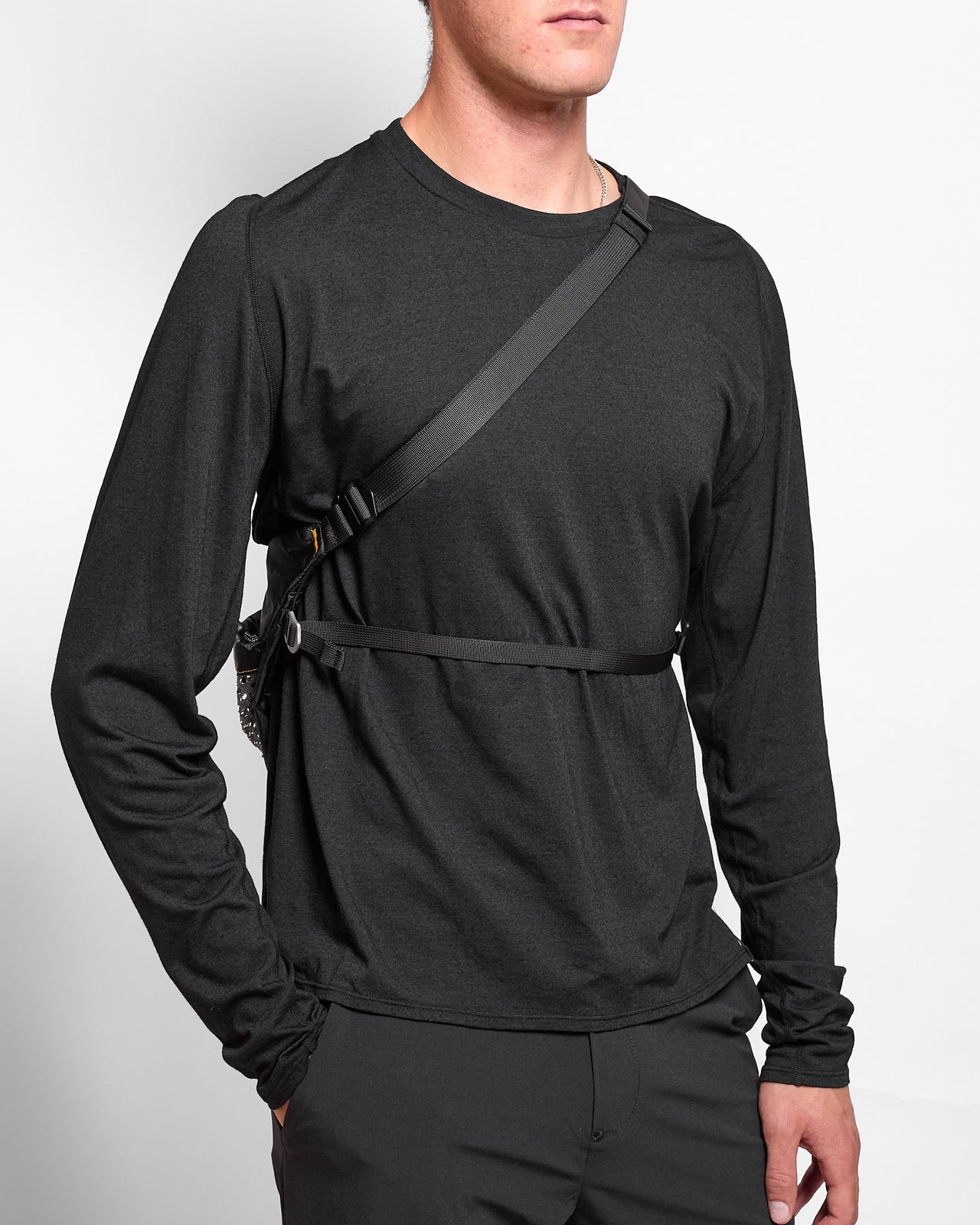 SExRV M2 | Crossbody Bag in Black