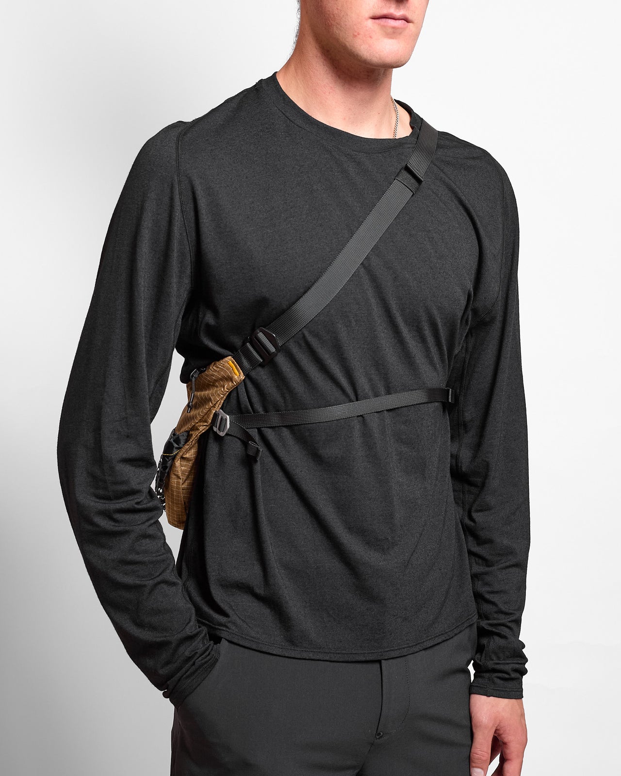 SExRV M2 | Crossbody Bag in Khaki