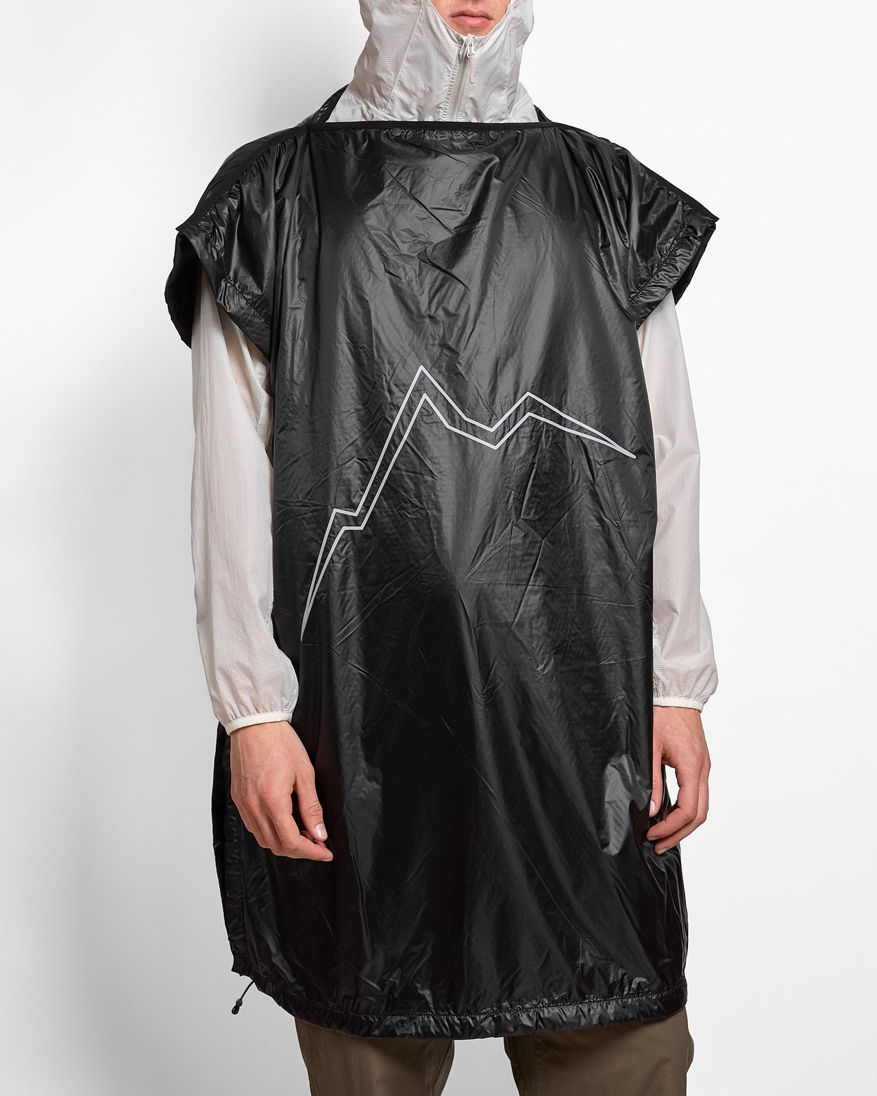 Alpha Blanket in Black