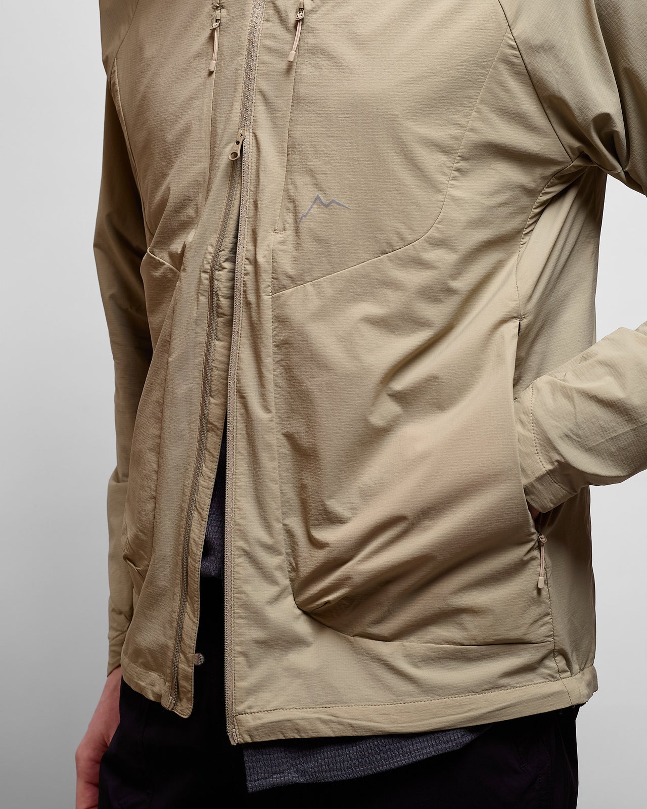 Light Conseal Zip Jacket in Beige
