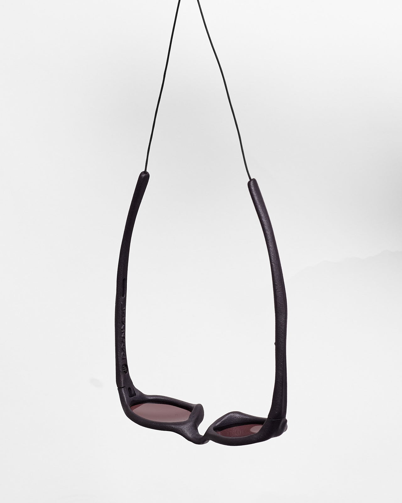 Wormholes Sunglasses in Vulcanic Black