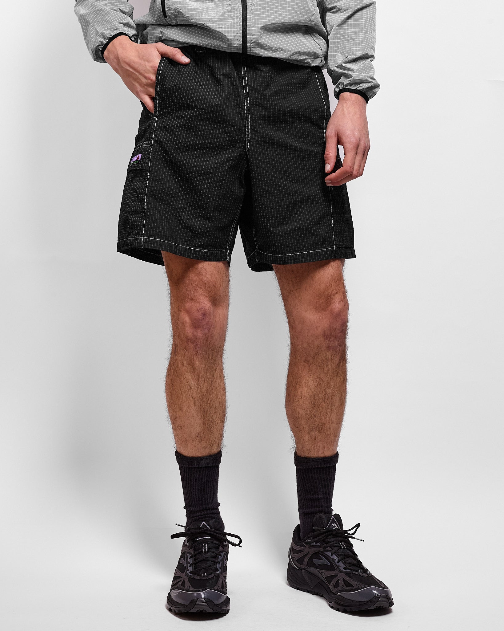 Furio Shorts in Grave Black ~ Windthrow