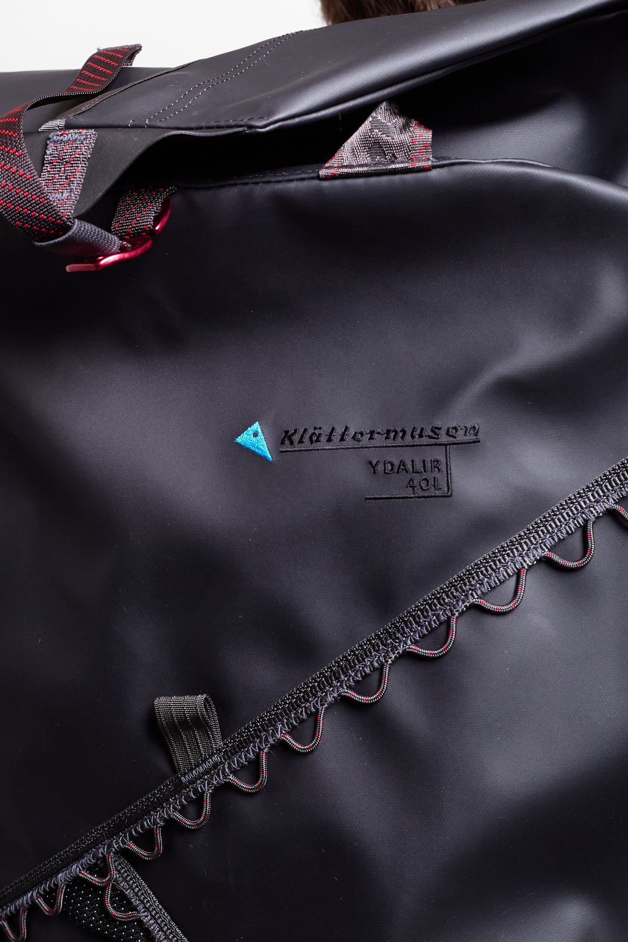 Ydalir 40L Durable Molle® Duffelbag