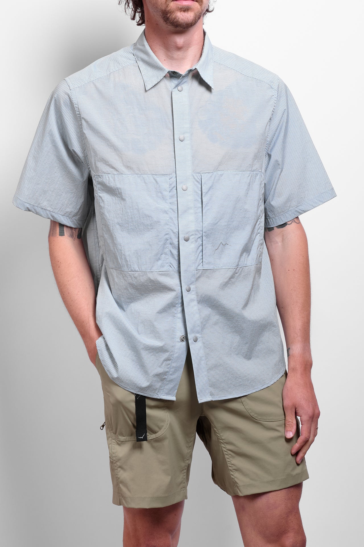 CHK 2 Pocket Shortsleeve Shirt in Light Grey