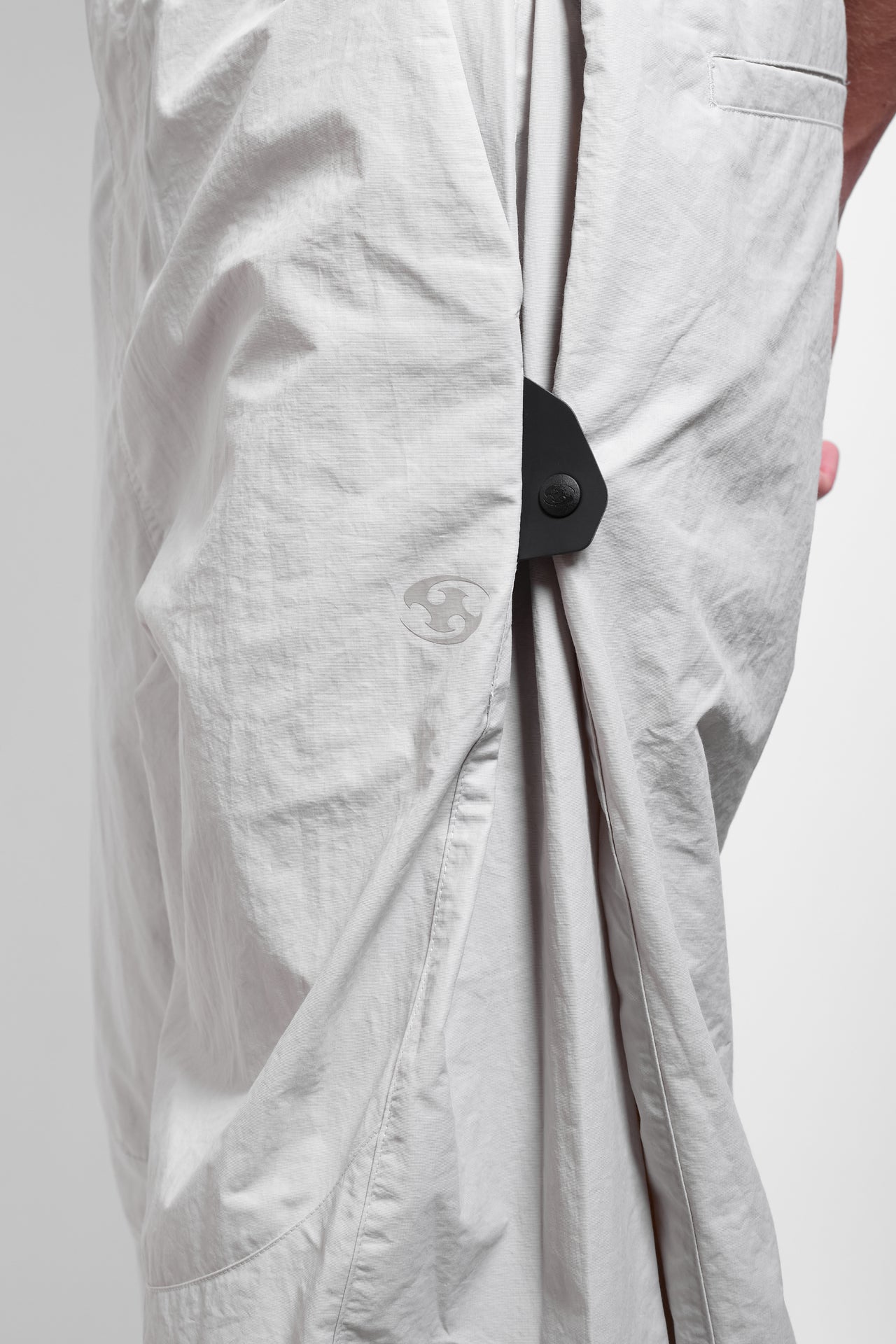 Side Snap Pants in Ice Beige