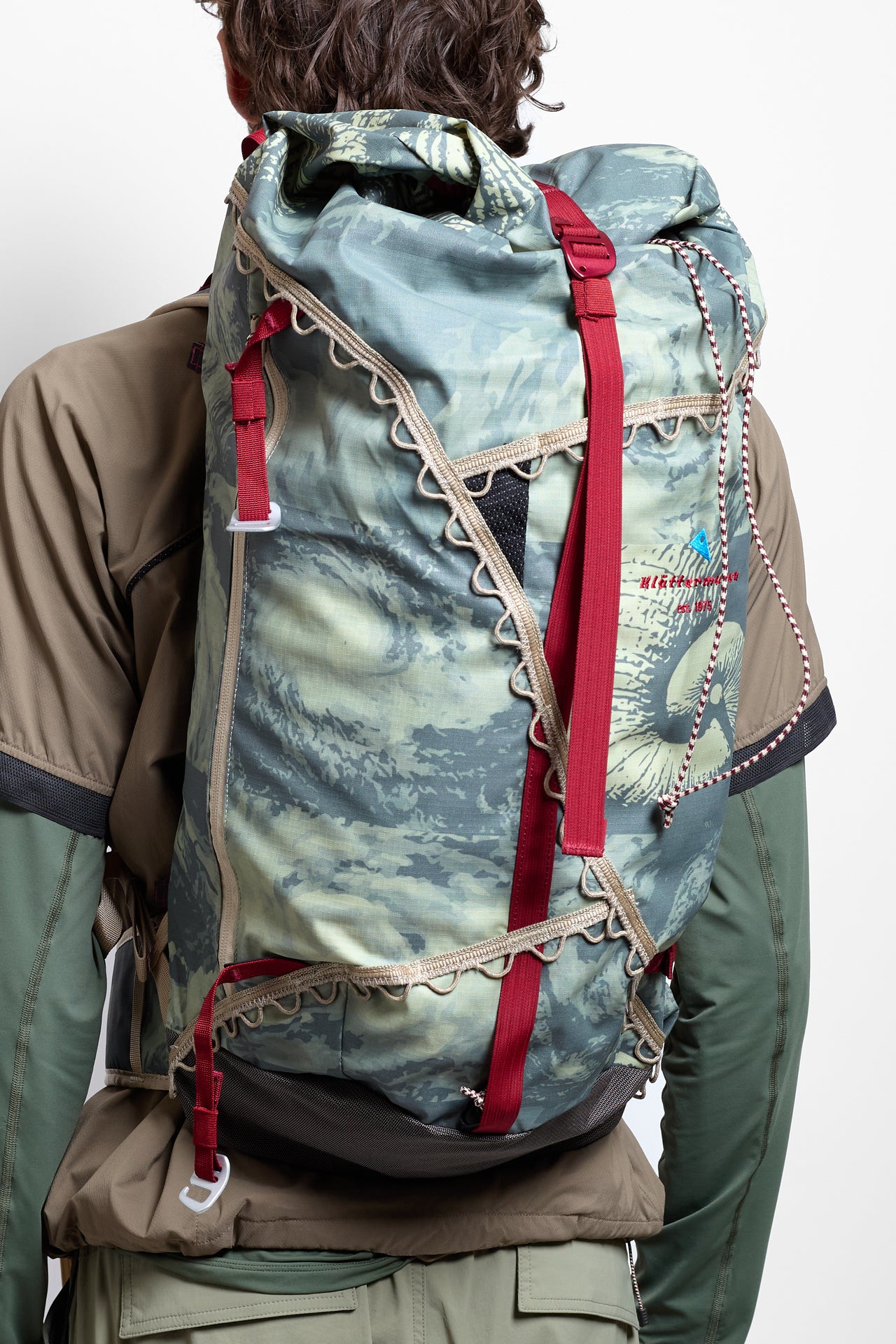 197 Retina 30L Mountain Backpack