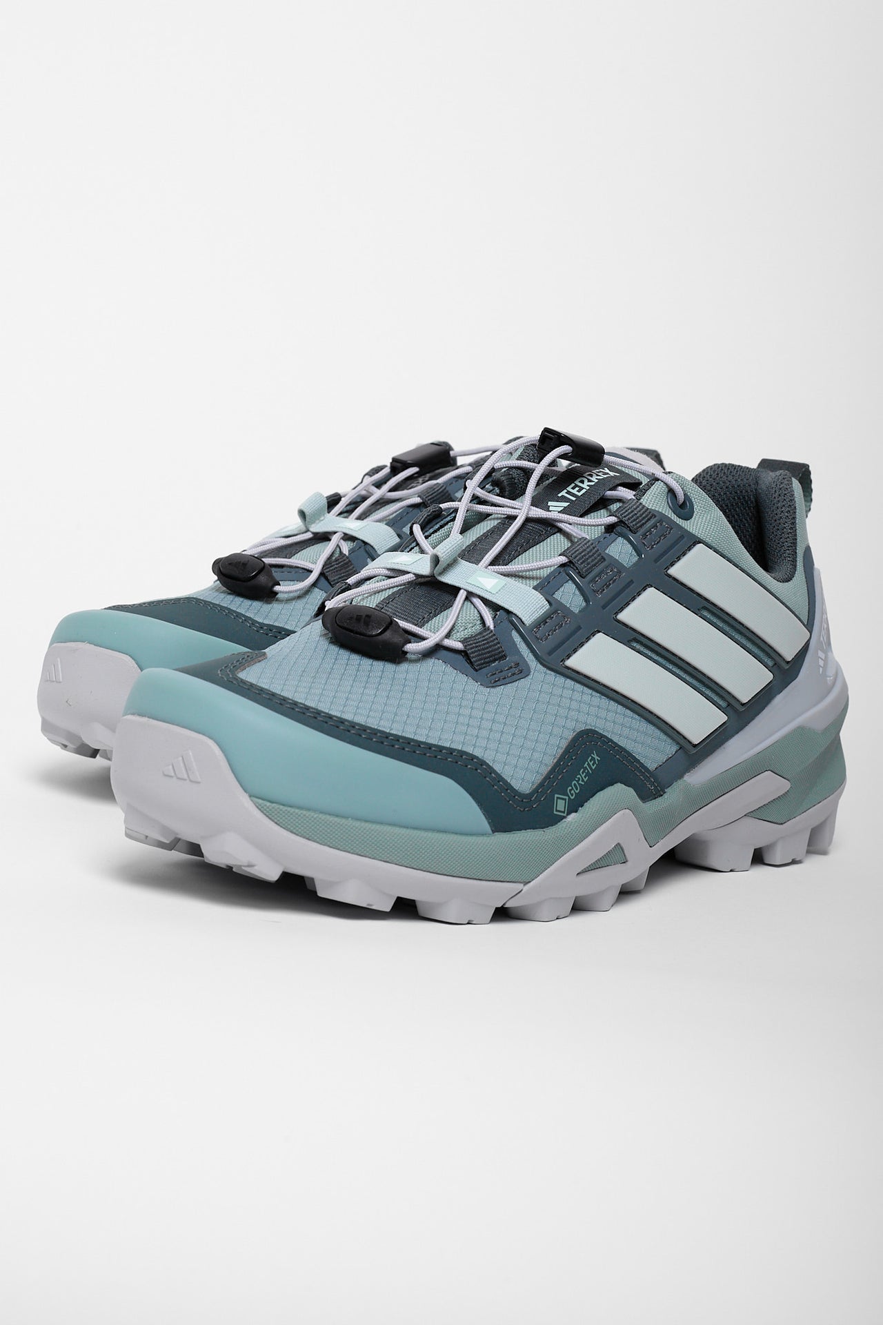 Women's Skychaser Gore-Tex in Silver Green/Linen Green/Ivy