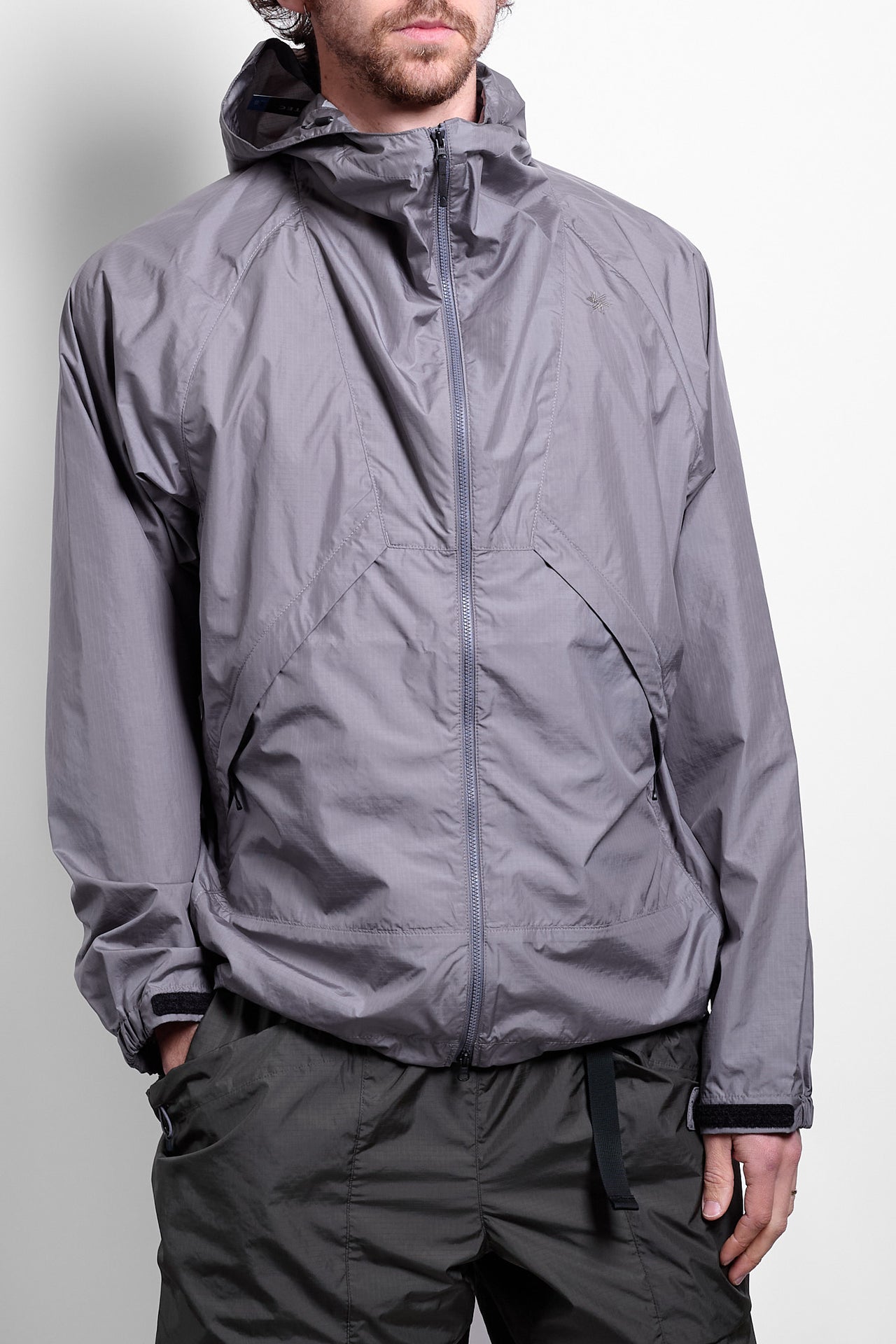 Rip-Stop Hooded Jacket in Metallic Grey