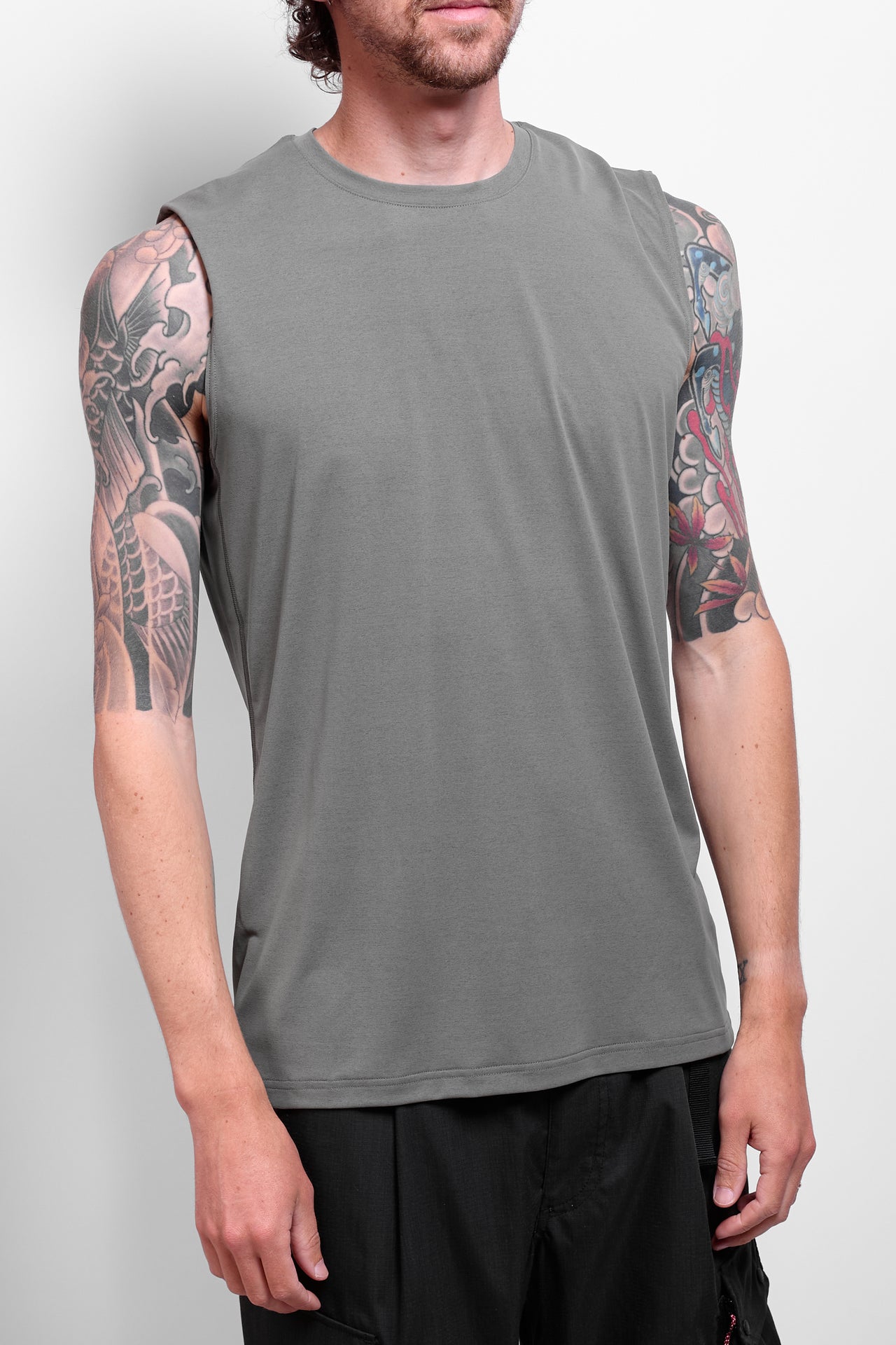 Pace Air Tank in Geyser Grey