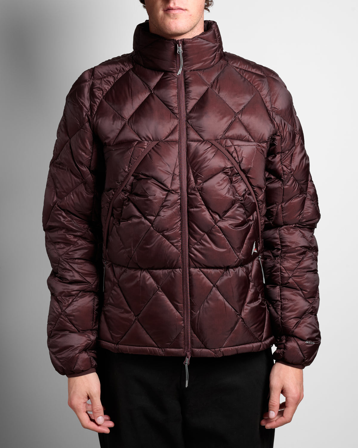 Nuna 800 Fill Power Hooded Down Jacket in Burgundy