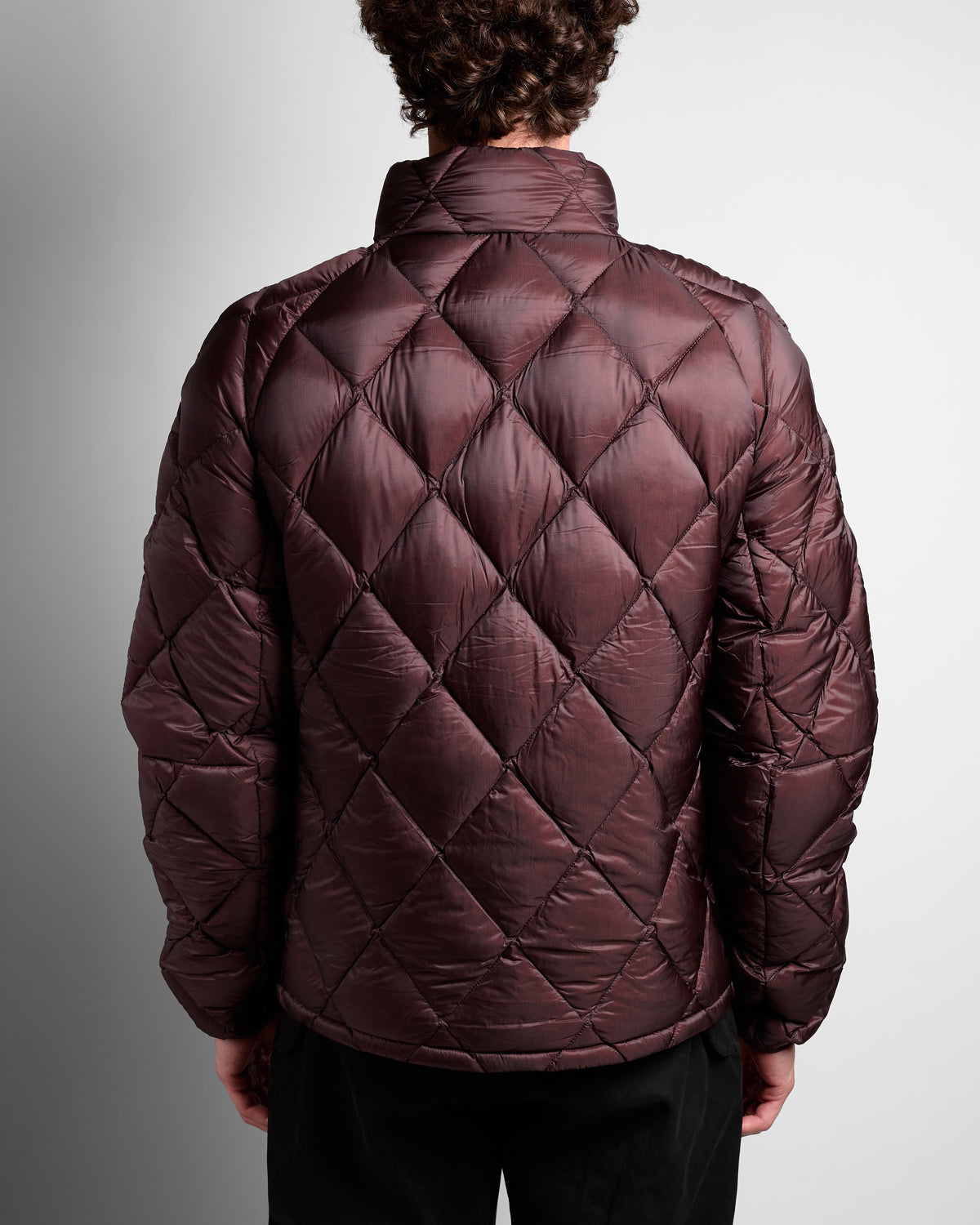 Nuna 800 Fill Power Hooded Down Jacket in Burgundy