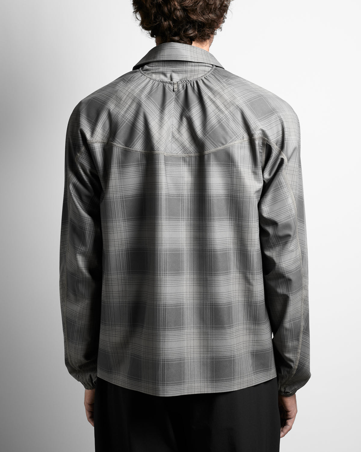 AmbientWarp™ River Shirt in Check Green