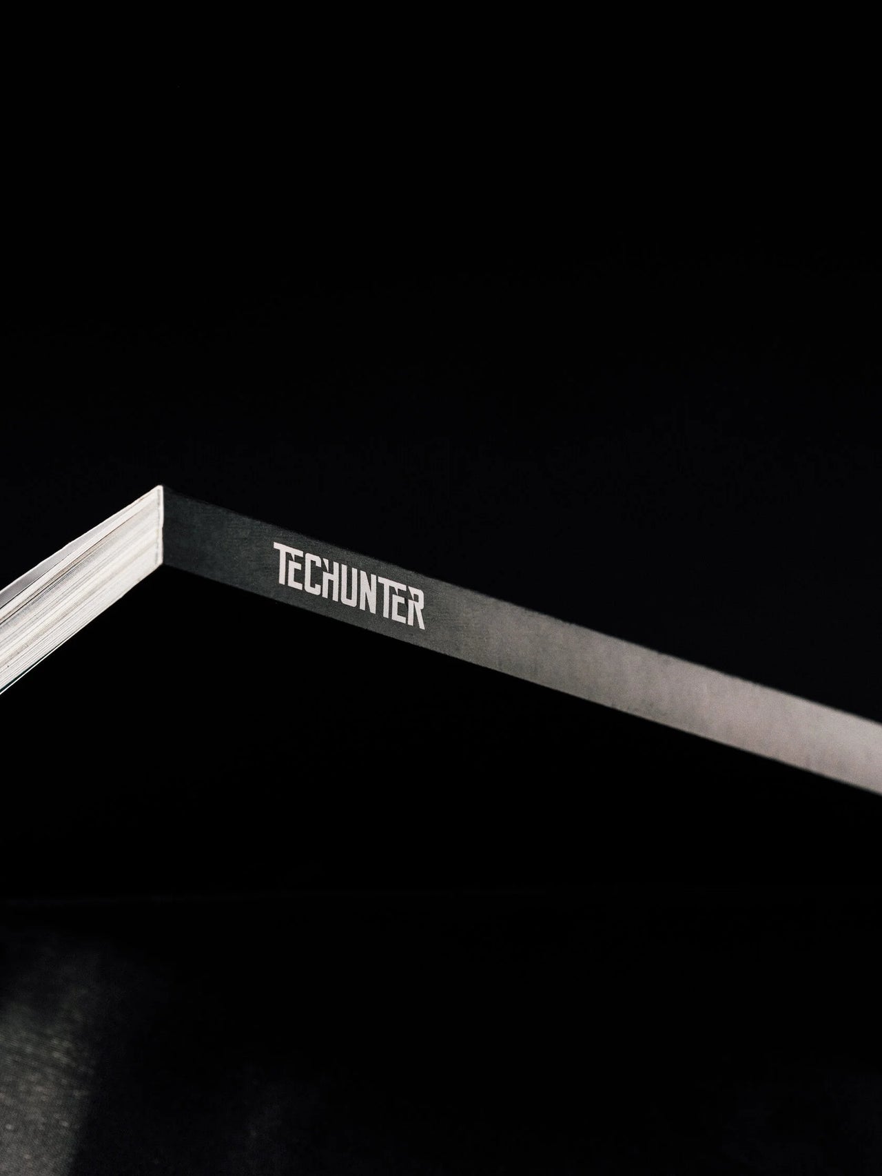 Techunter Issue 9