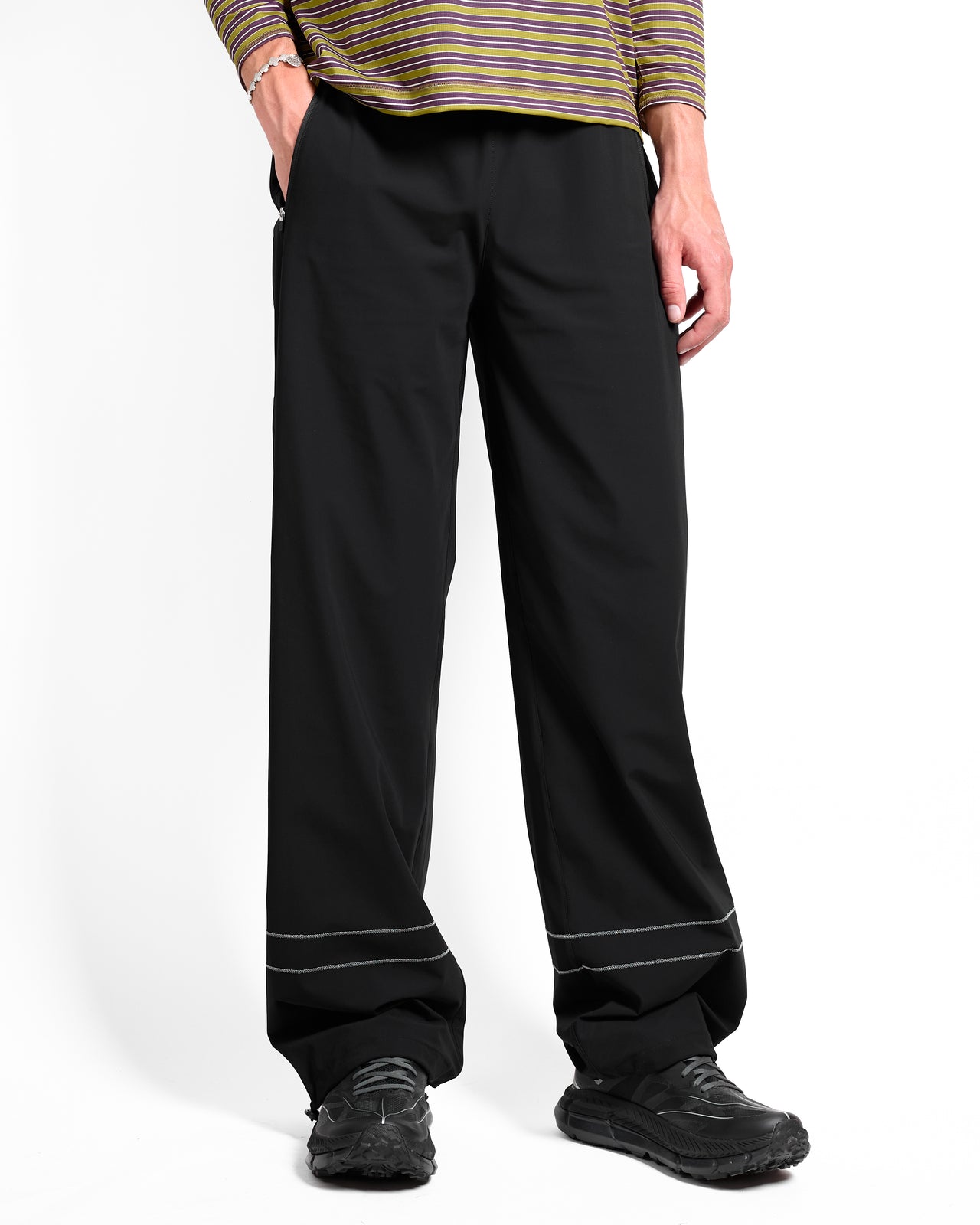 Everywhere Pants Wide in Black