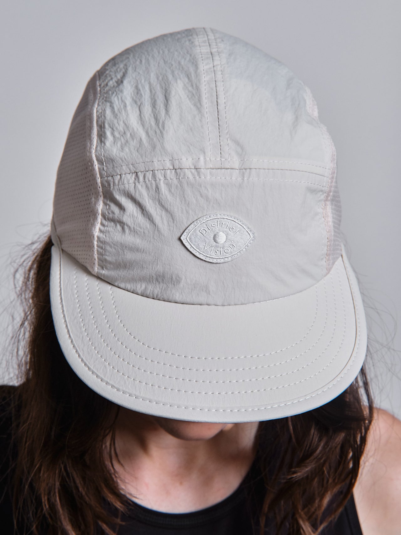 Performance Paneled Mesh Hat in Limestone