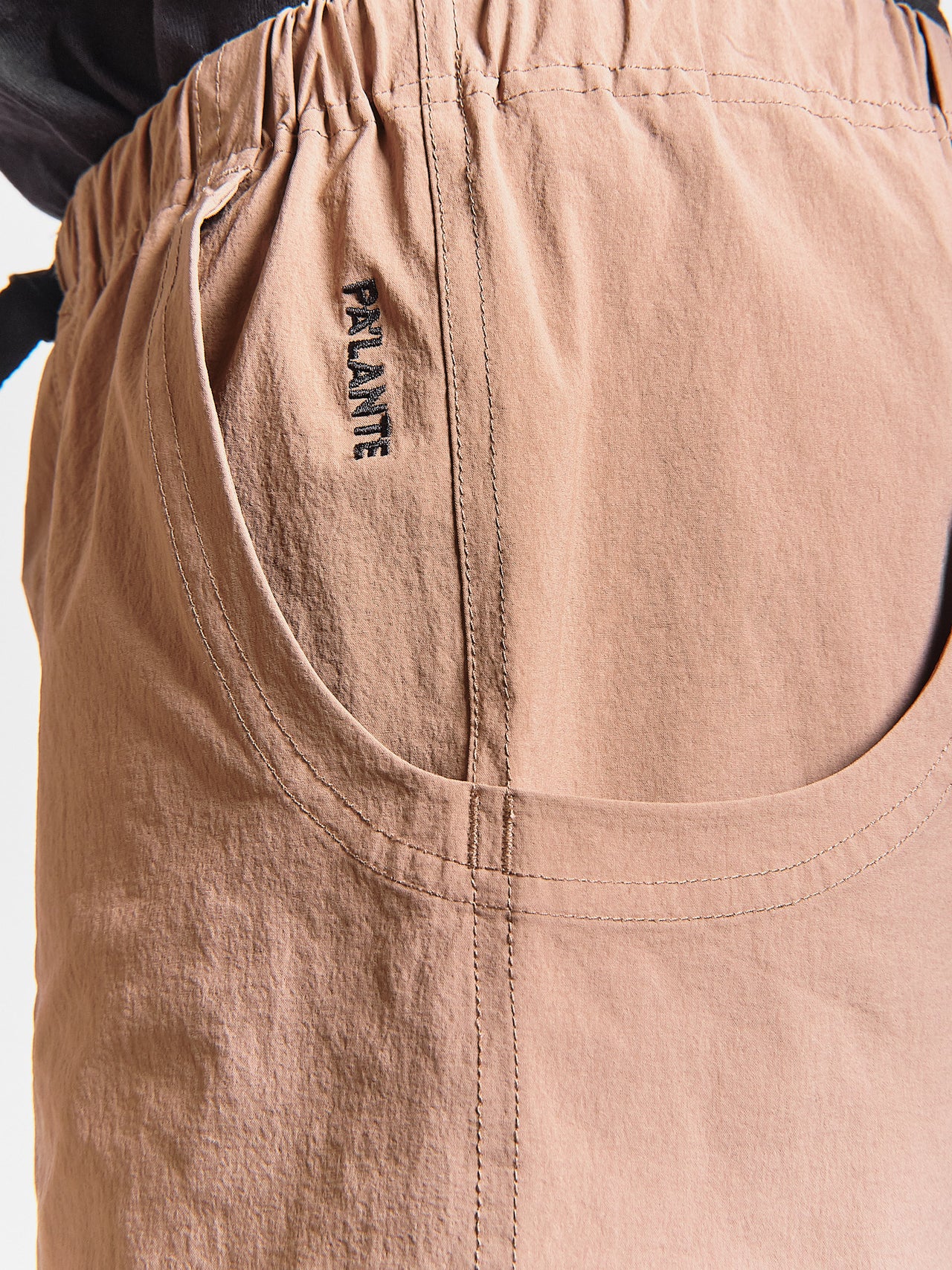 Hiking Shorts in Brown