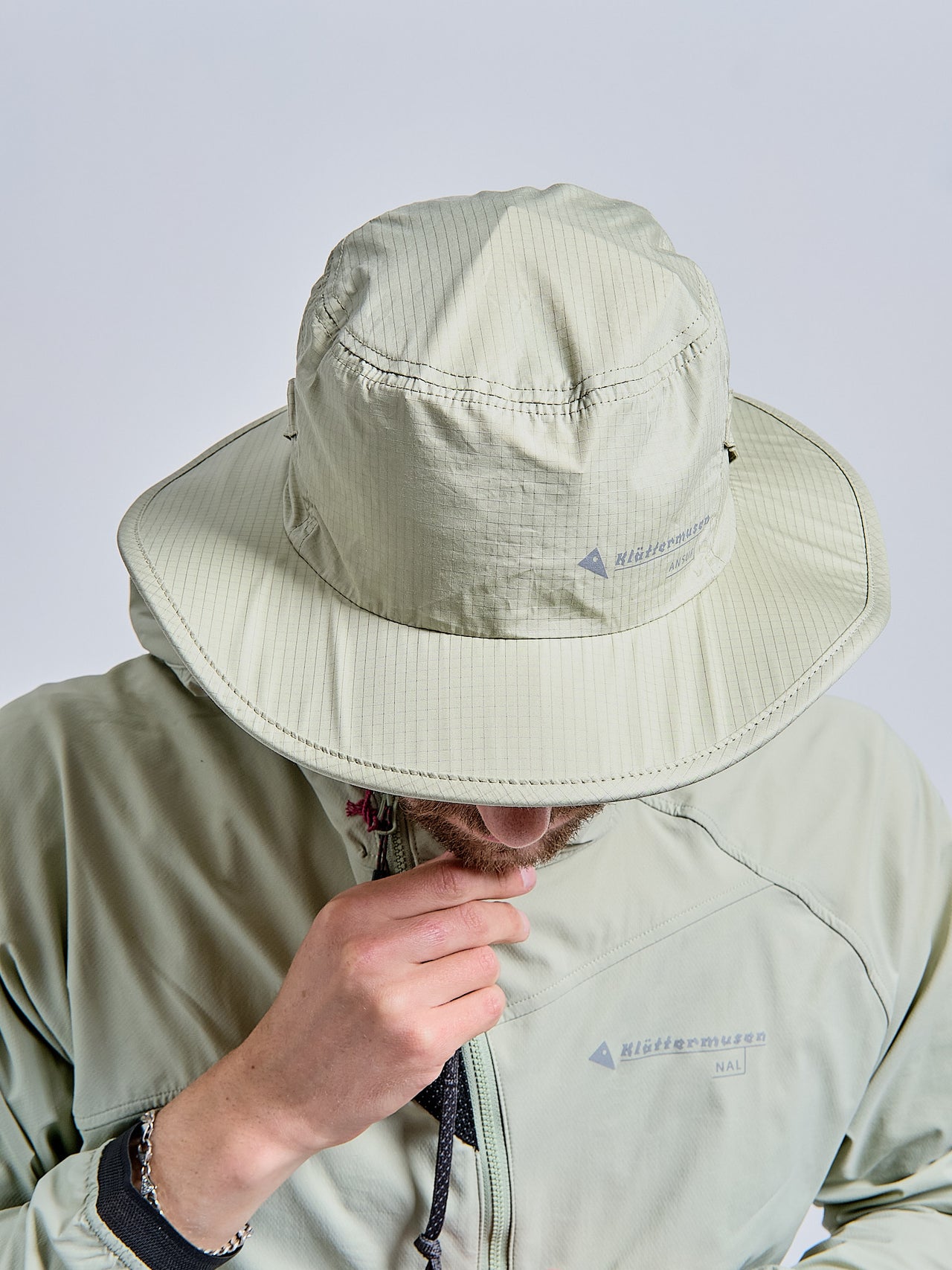 Ansur Hiking Hat in Swamp Green