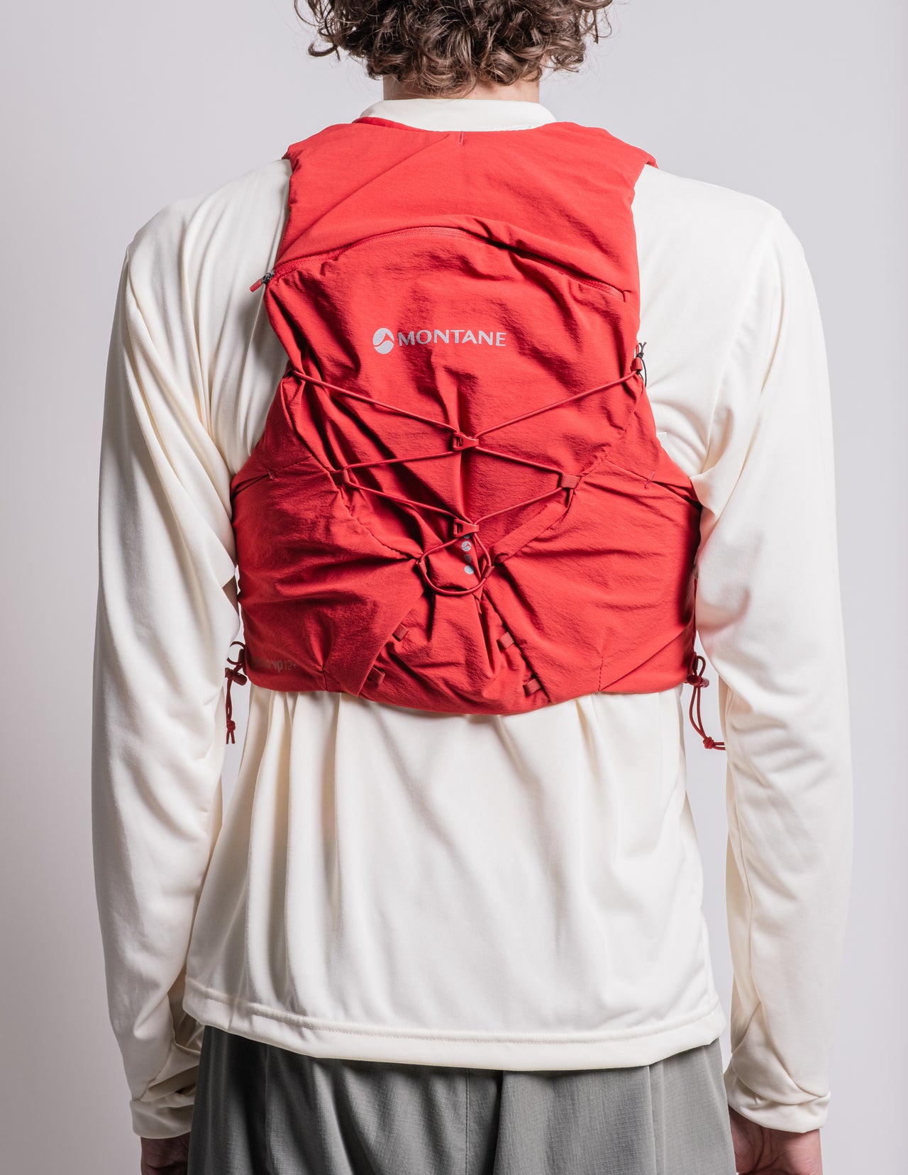 Gecko VP 12+ Running Vest in Acer Red