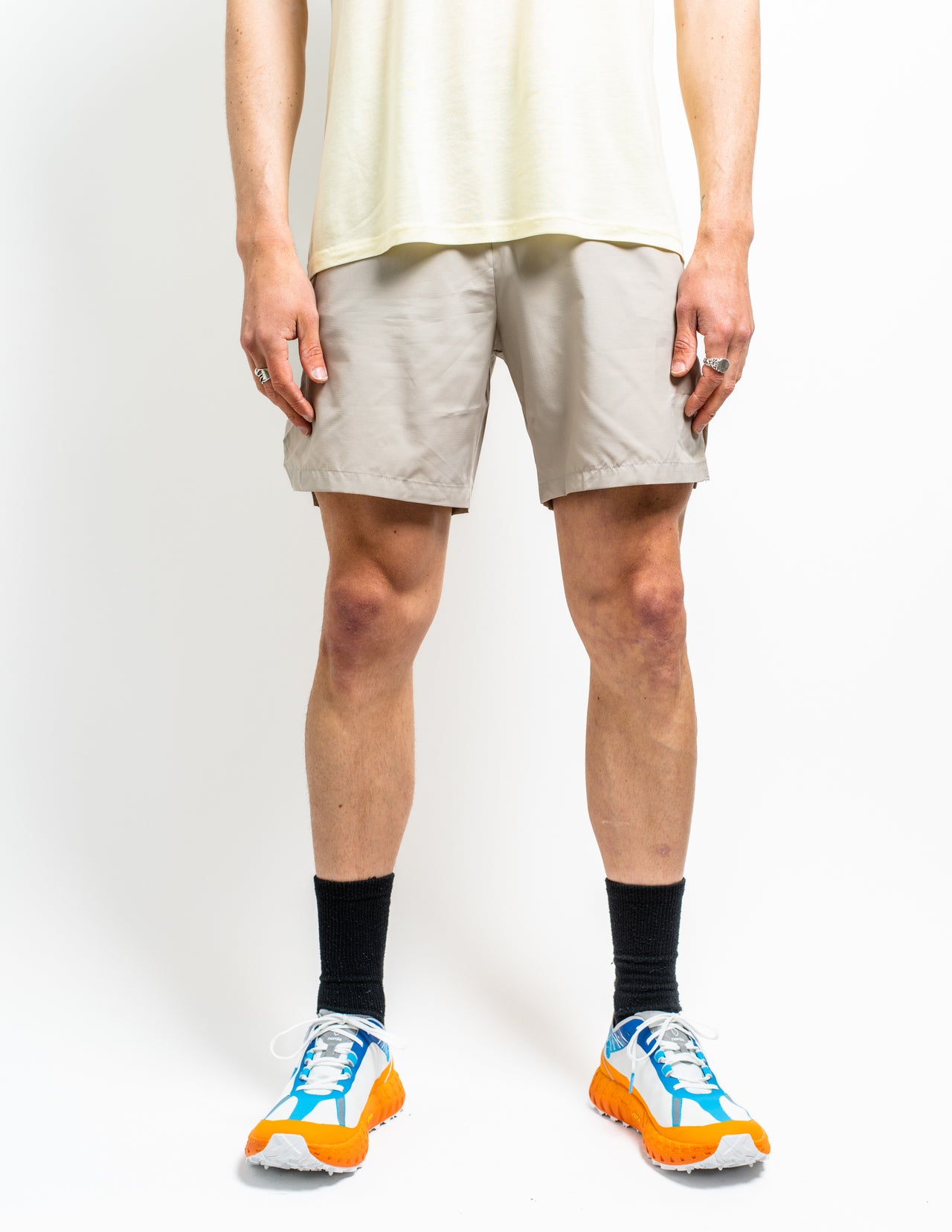 Pace Wind Shorts in Sandstorm